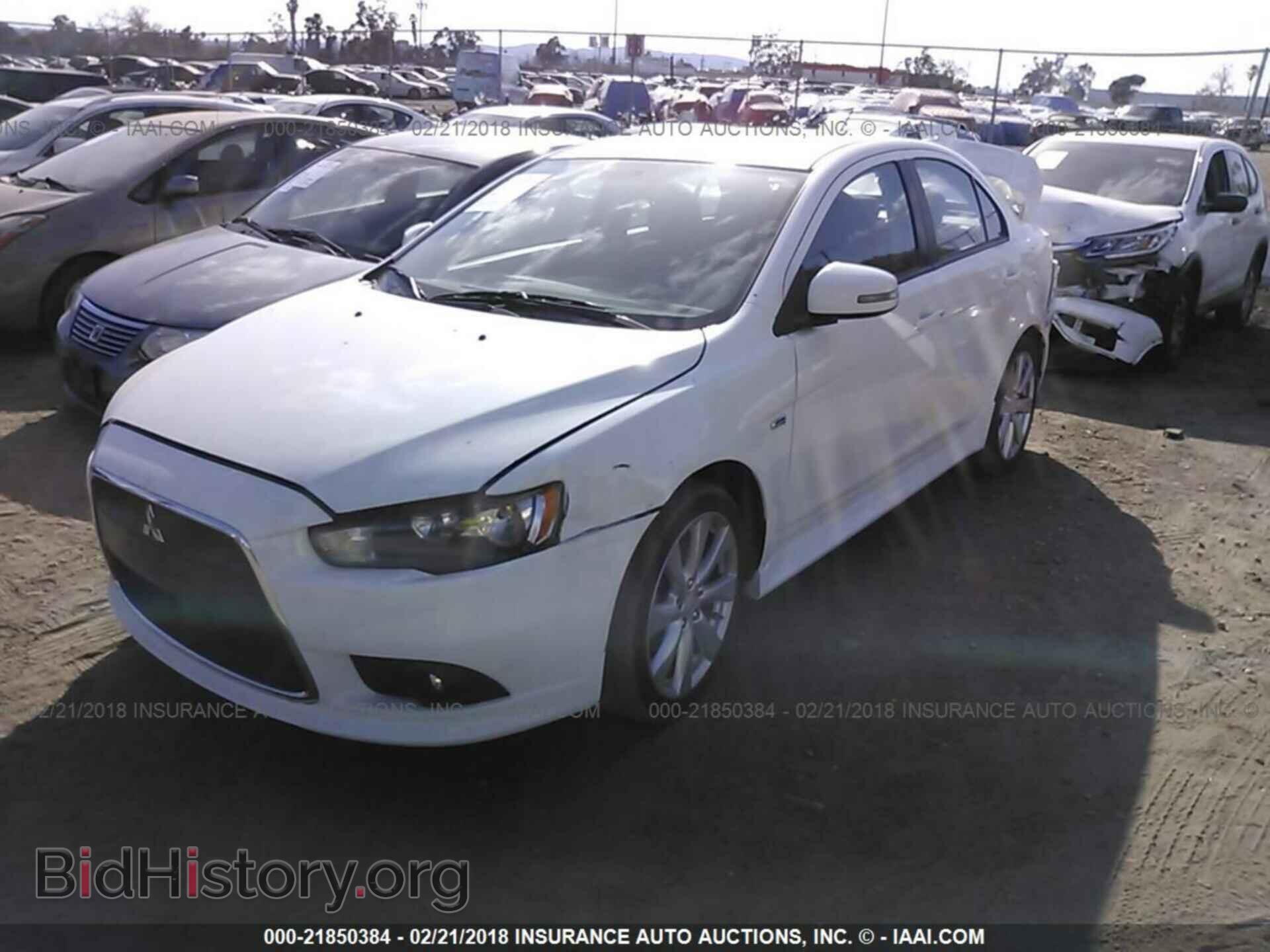 2015 Mitsubishi Lancer - VIN: JA32U8FW3FU008200 - Фото 2