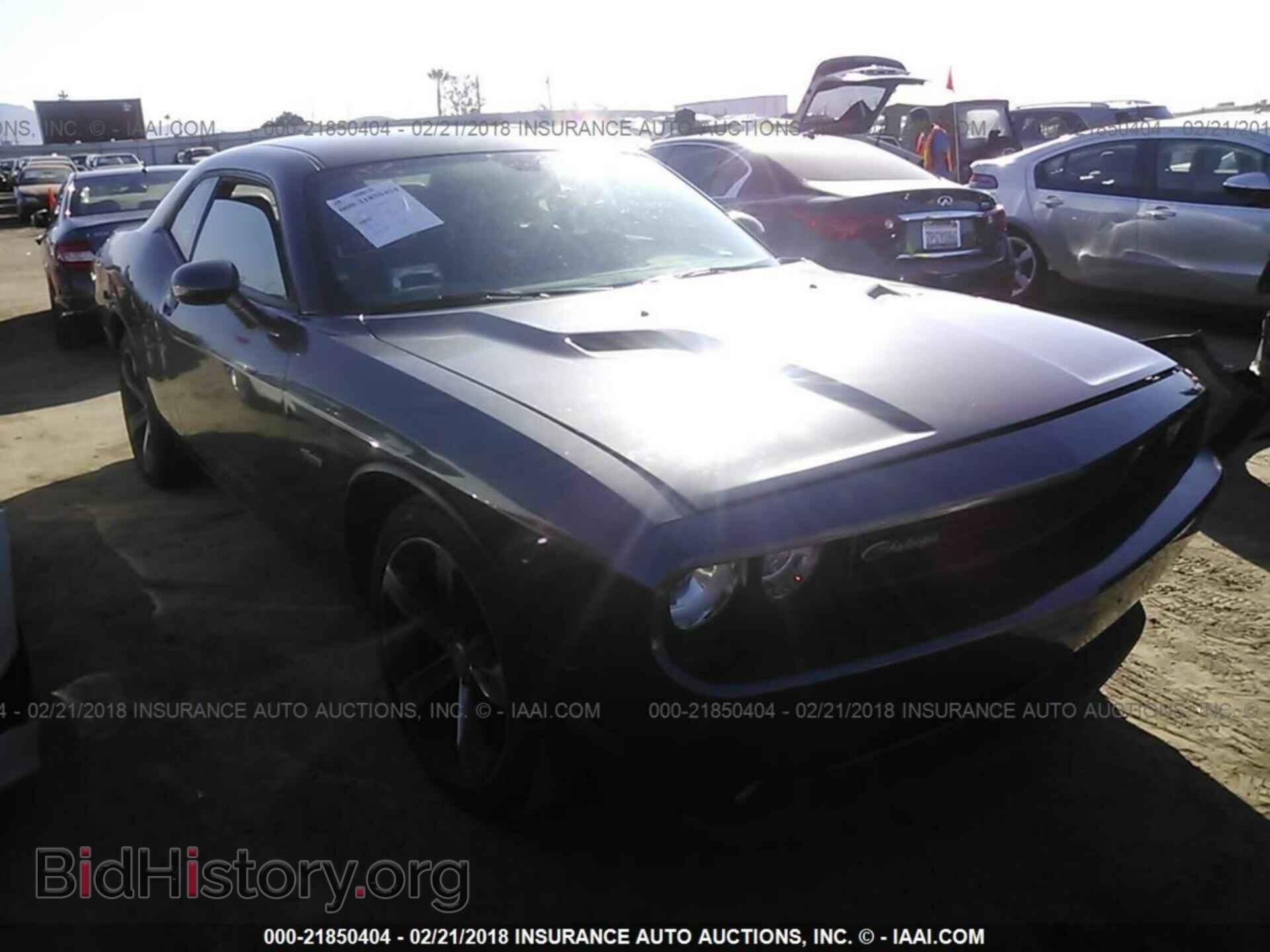 Photo 2C3CDYAG4EH251459 - Dodge Challenger 2014
