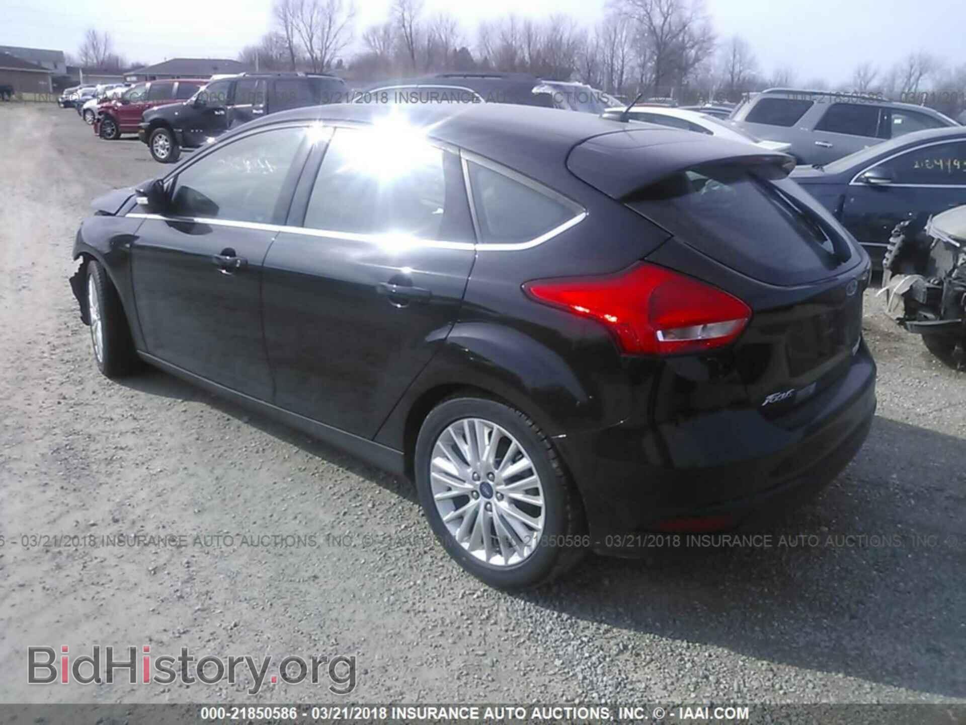 2015 Ford Focus - VIN: 1FADP3N20FL268164 - Photo 3