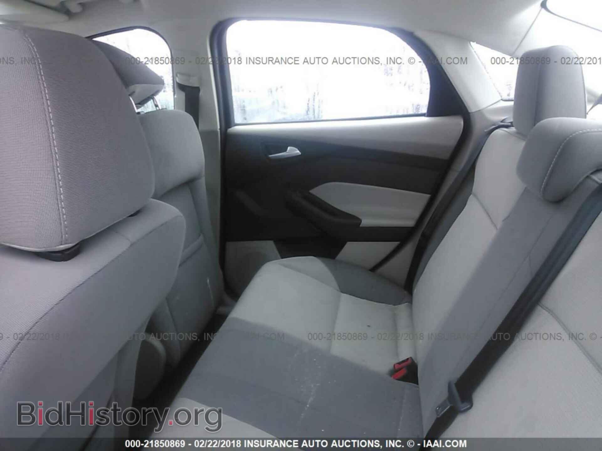 2013 Ford Focus - VIN: 1FADP3F2XDL183778 - Photo 8