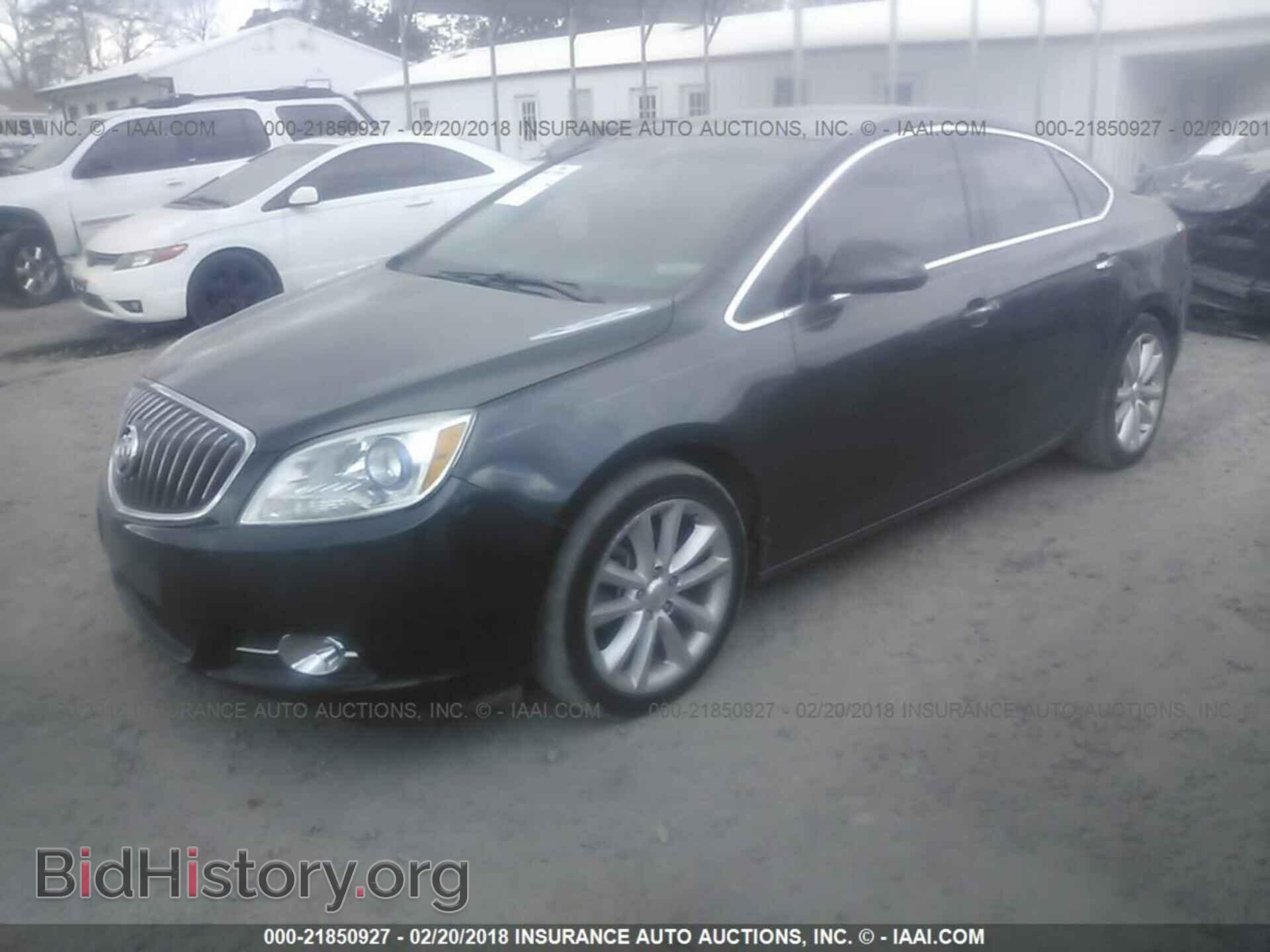 2014 Buick Verano - VIN: 1G4PP5SK8E4112109 - Photo 2