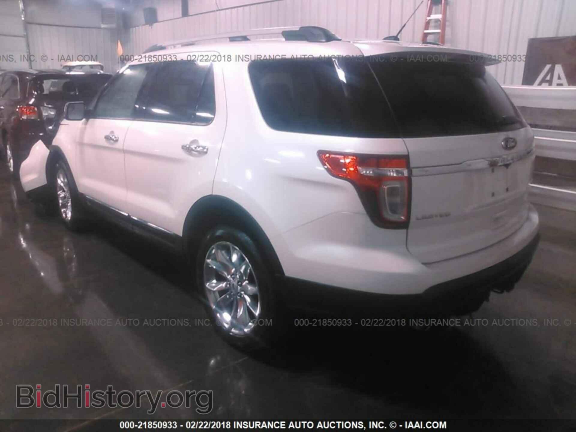 2013 Ford Explorer - VIN: 1FM5K8F83DGA25625 - Фото 3