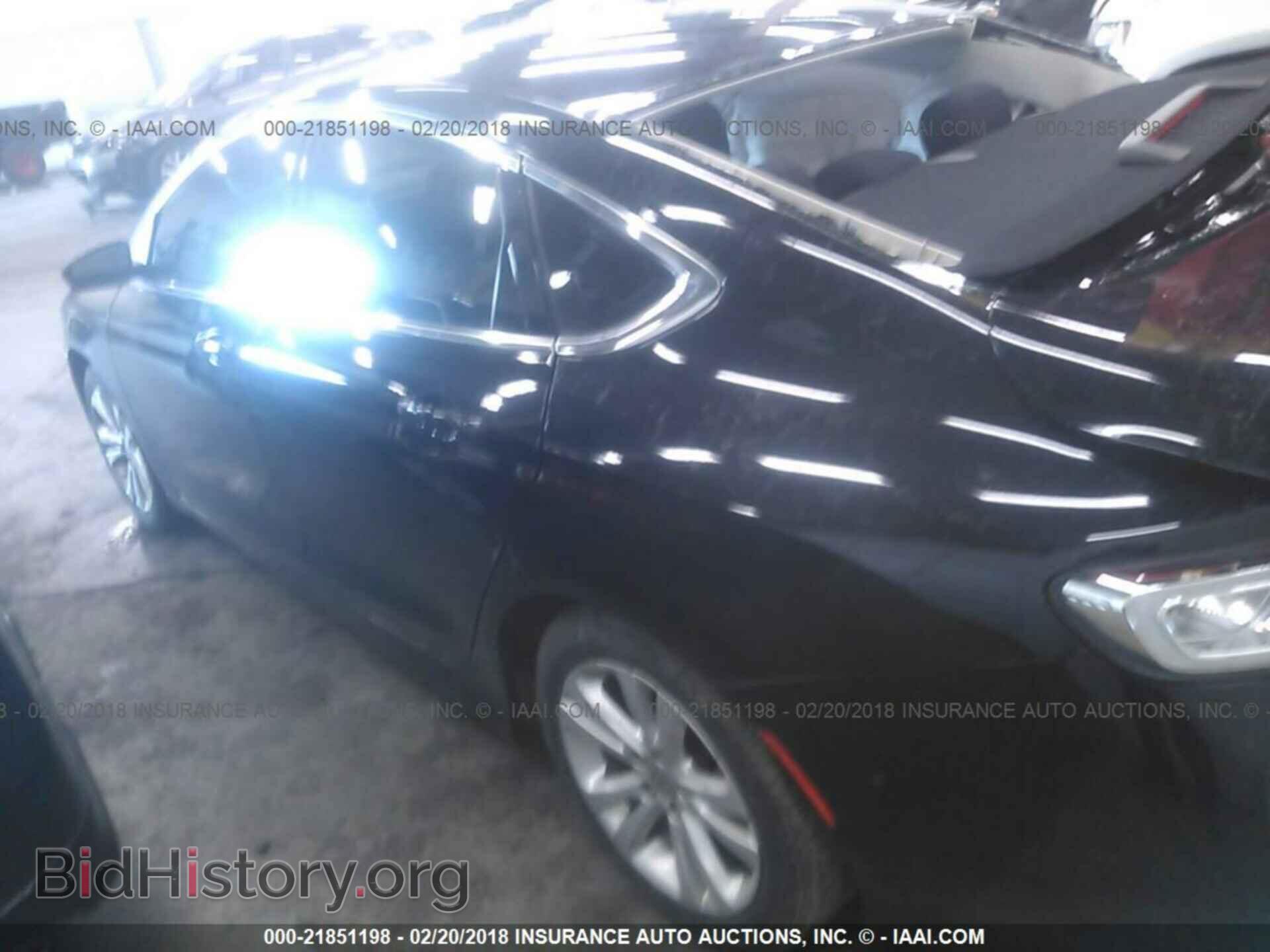 2015 Chrysler 200 - VIN: 1C3CCCAB7FN574875 - Photo 3