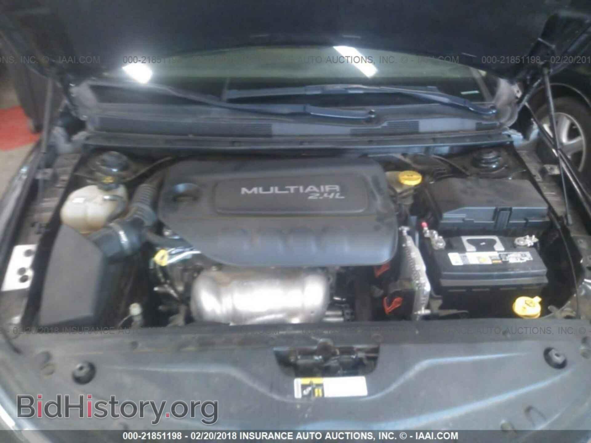 2015 Chrysler 200 - VIN: 1C3CCCAB7FN574875 - Photo 10