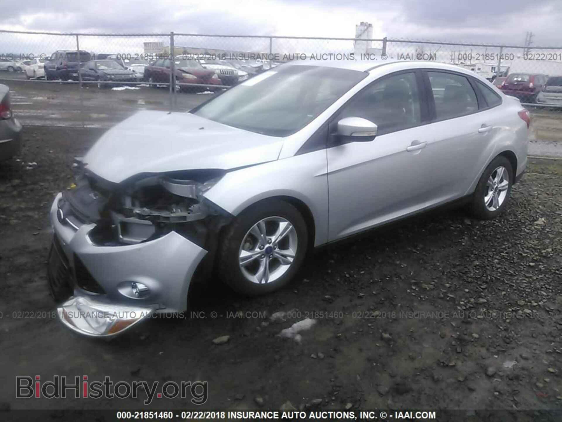 2012 Ford Focus - VIN: 1FAHP3F28CL222786 - Photo 2