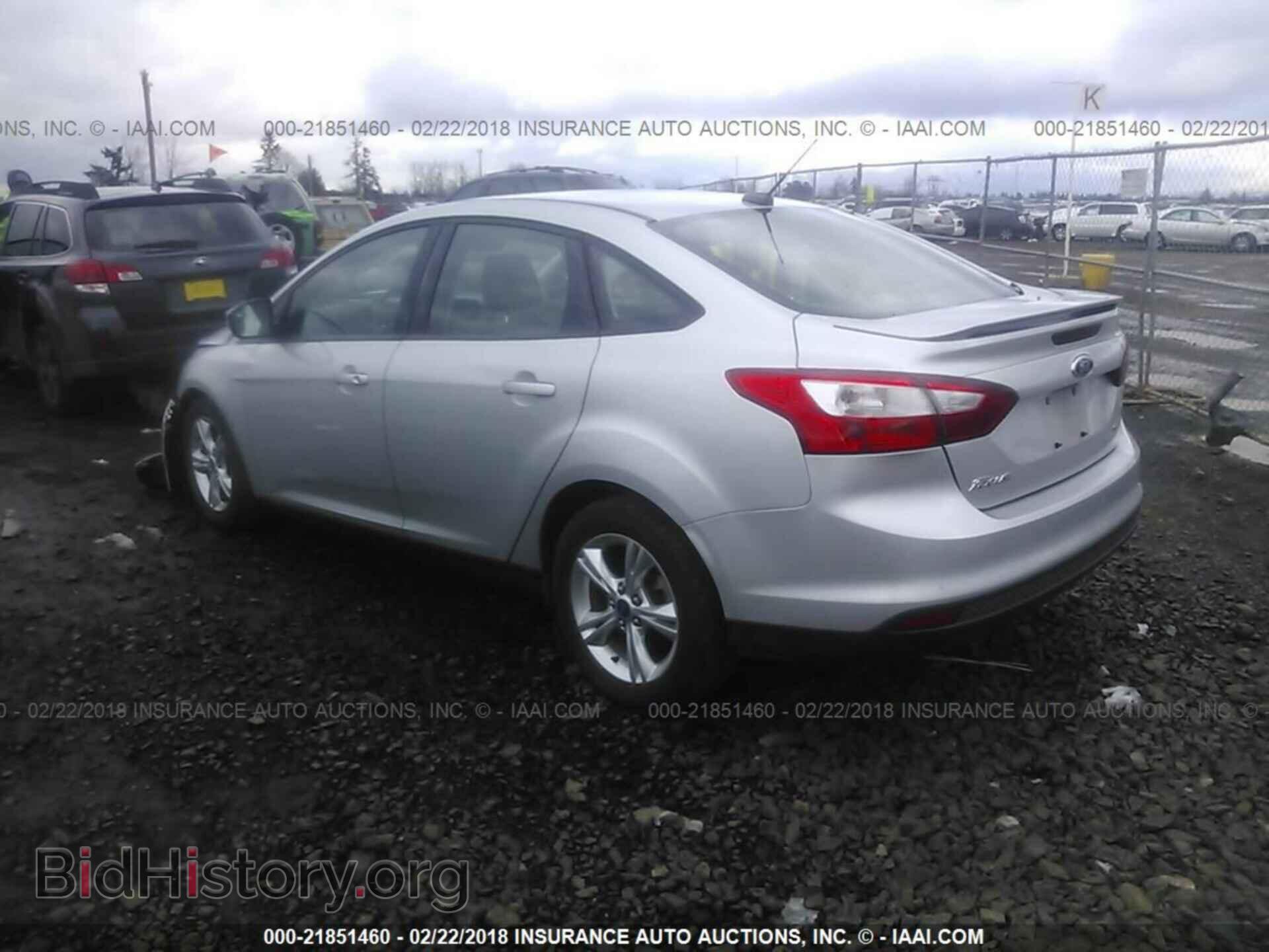 2012 Ford Focus - VIN: 1FAHP3F28CL222786 - Photo 3