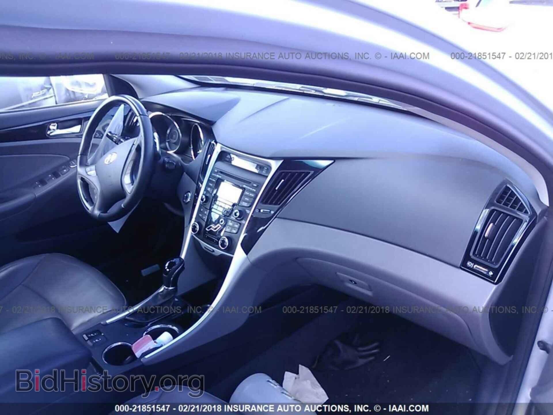 2012 Hyundai Sonata - VIN: 5NPEC4AB9CH443792 - Photo 5