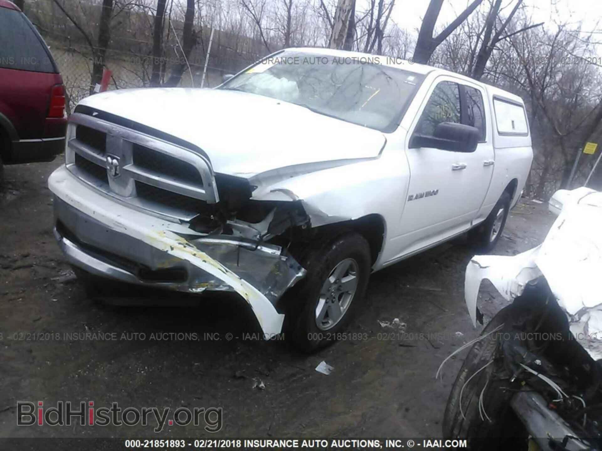 2011 Dodge Ram 1500 - VIN: 1D7RV1GP0BS573012 - Фото 2