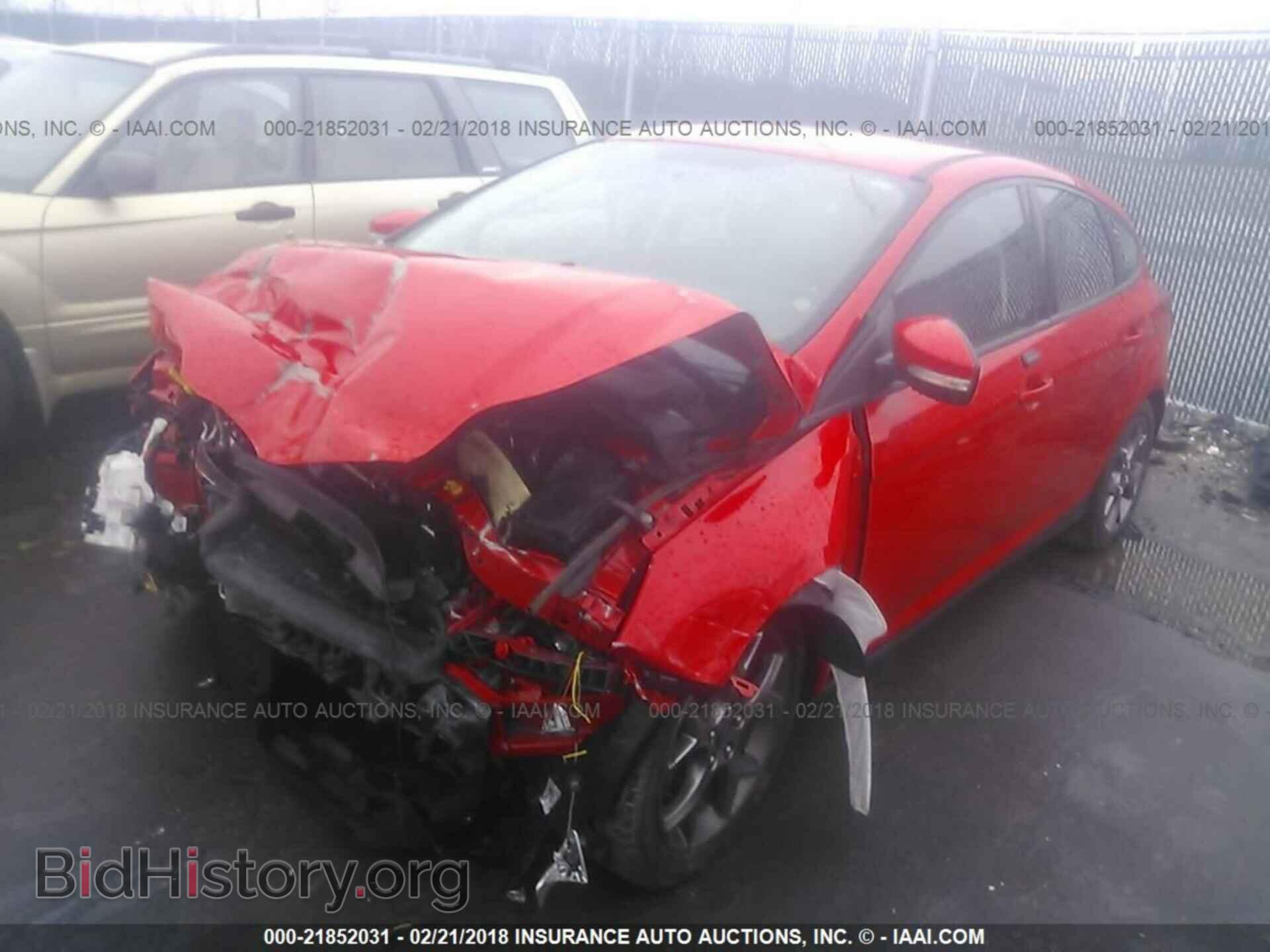 2014 Ford Focus - VIN: 1FADP3K27EL299043 - Фото 2