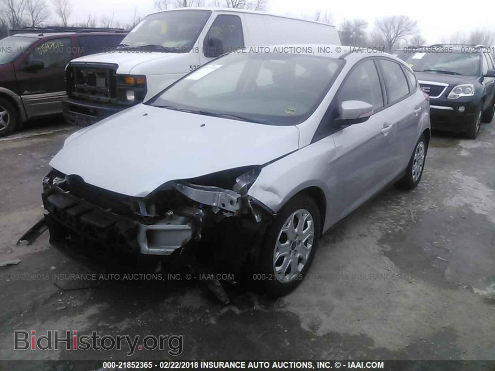 2012 Ford Focus - VIN: 1FAHP3K28CL151904 - Photo 2