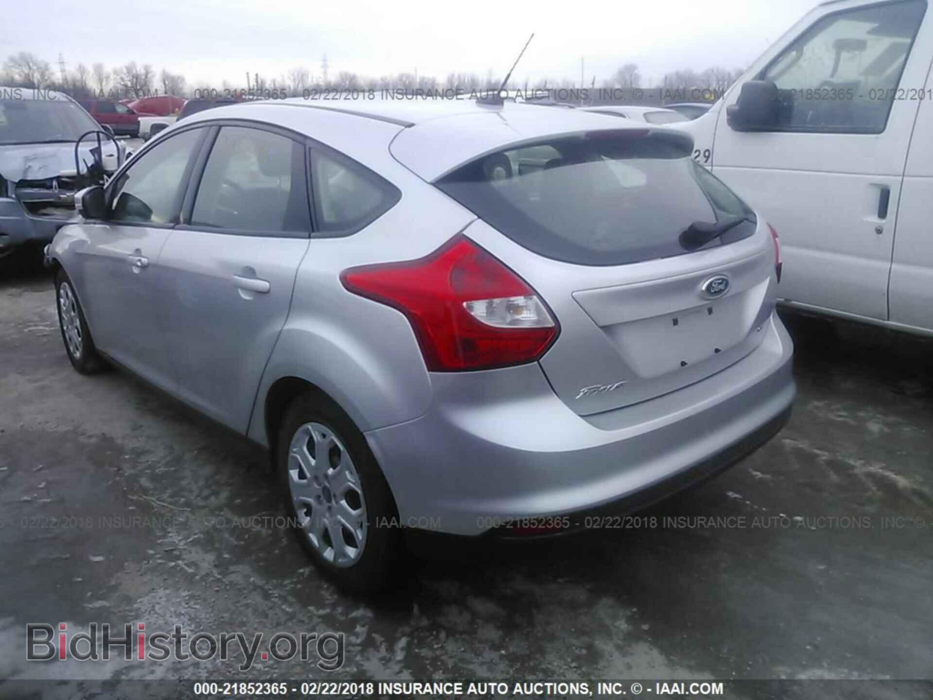 2012 Ford Focus - VIN: 1FAHP3K28CL151904 - Photo 3