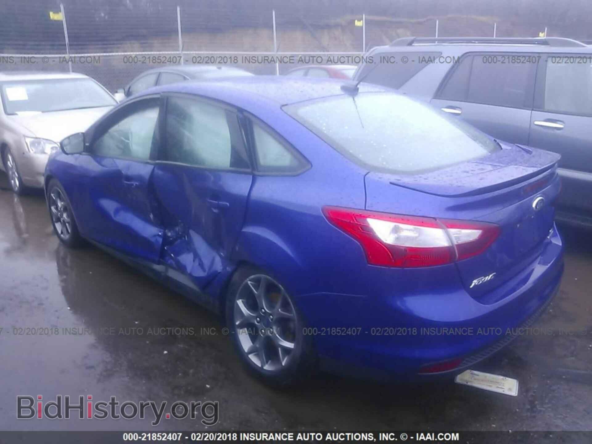 2014 Ford Focus - VIN: 1FADP3F22EL192511 - Photo 3