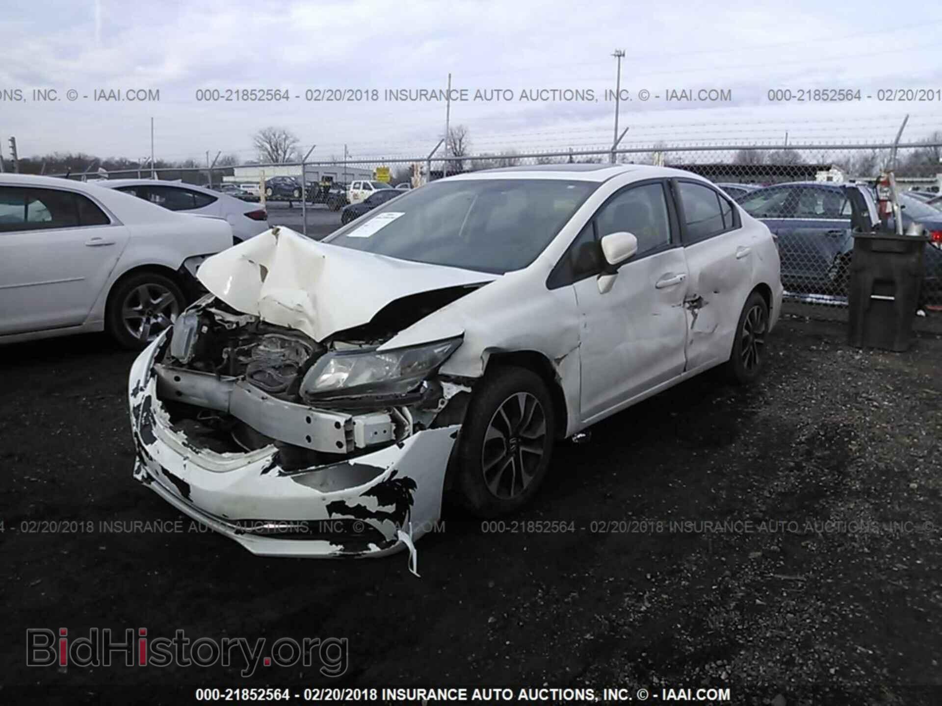 2014 Honda Civic - VIN: 19XFB2F83EE060429 - Фото 2