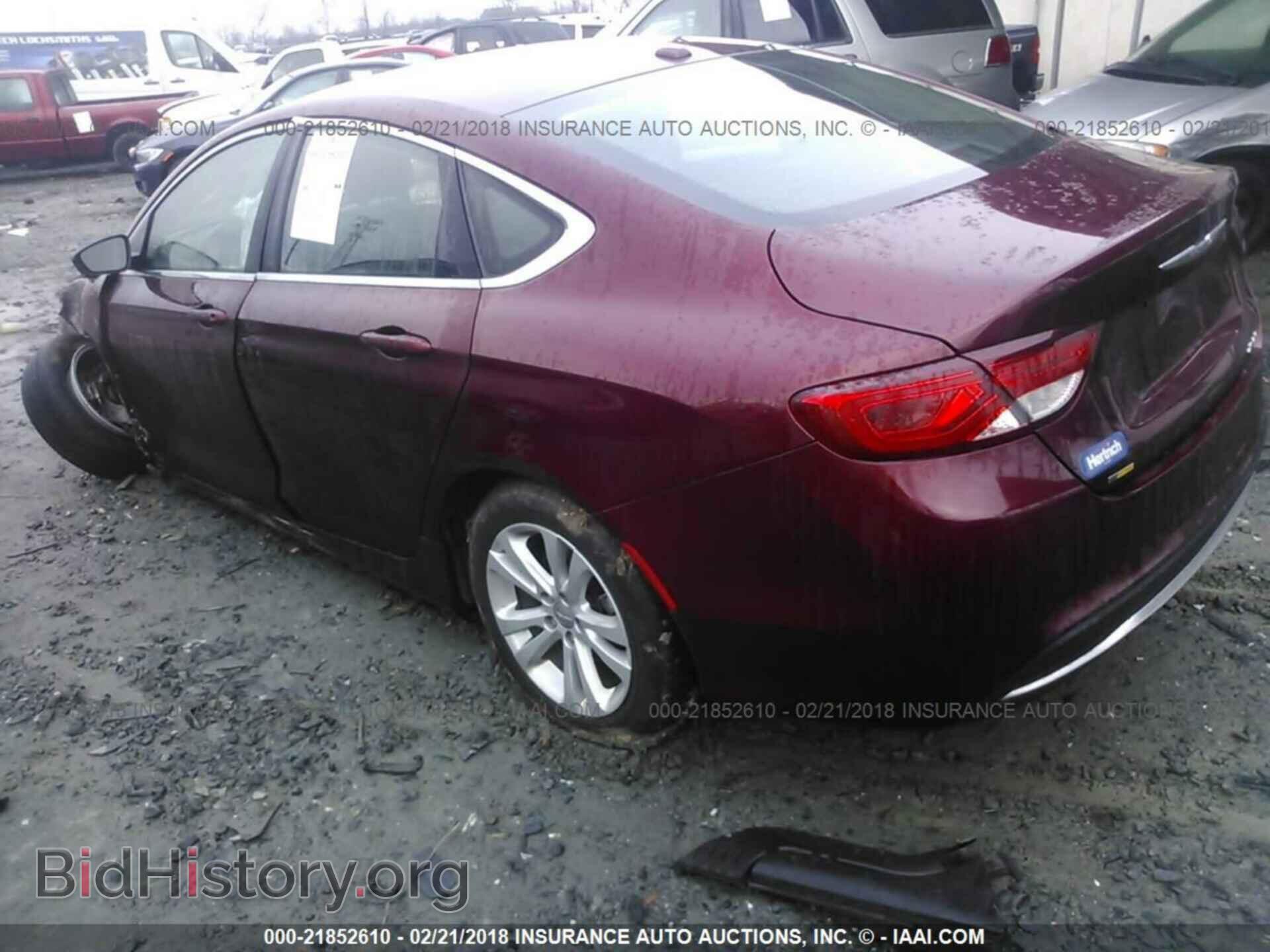 2015 Chrysler 200 - VIN: 1C3CCCAB4FN747641 - Photo 3