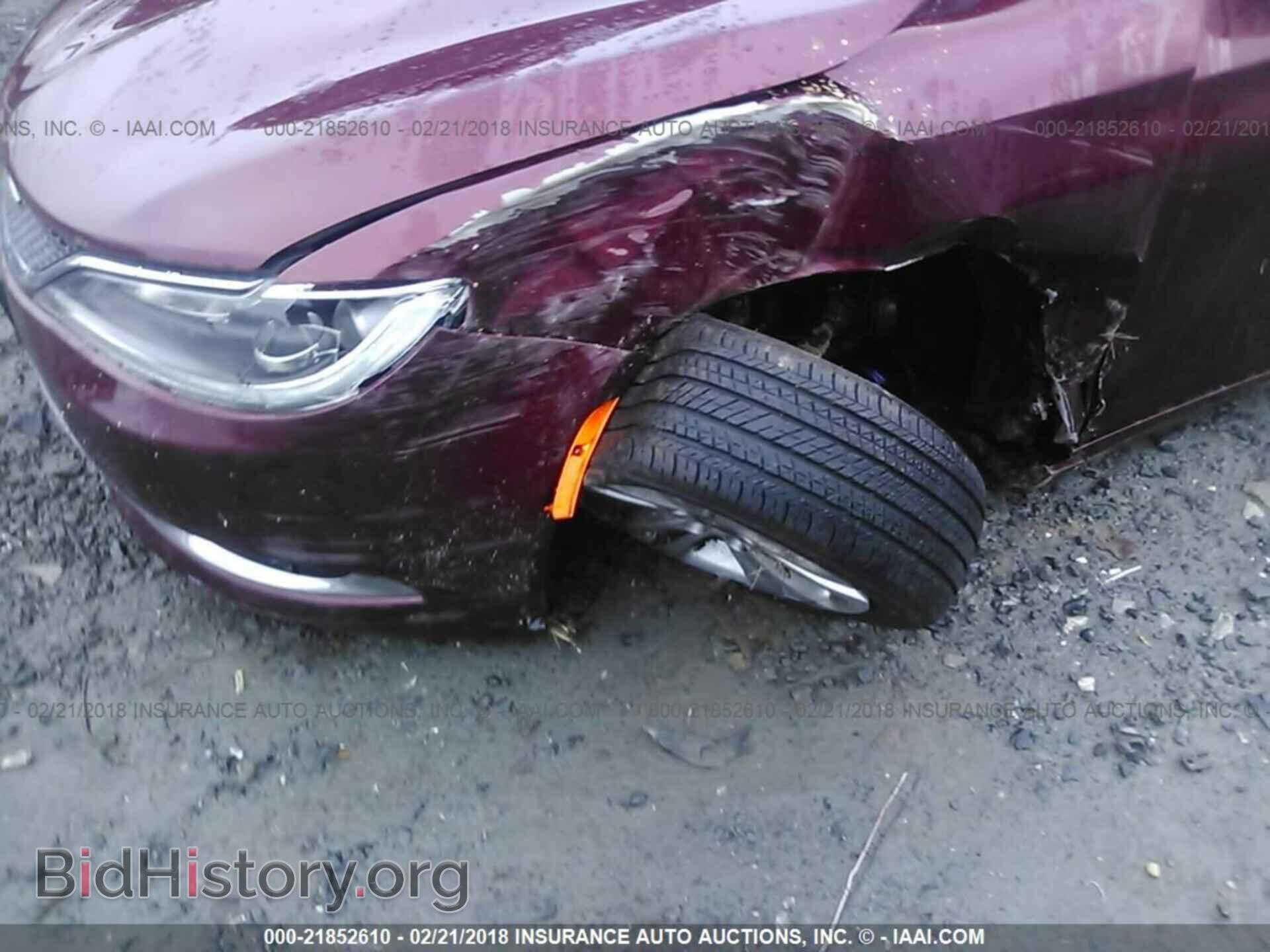 2015 Chrysler 200 - VIN: 1C3CCCAB4FN747641 - Photo 6