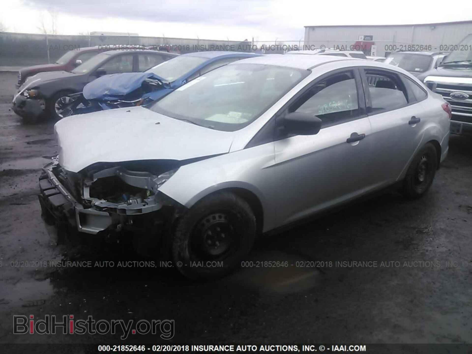 2014 Ford Focus - VIN: 1FADP3E21EL377649 - Фото 2