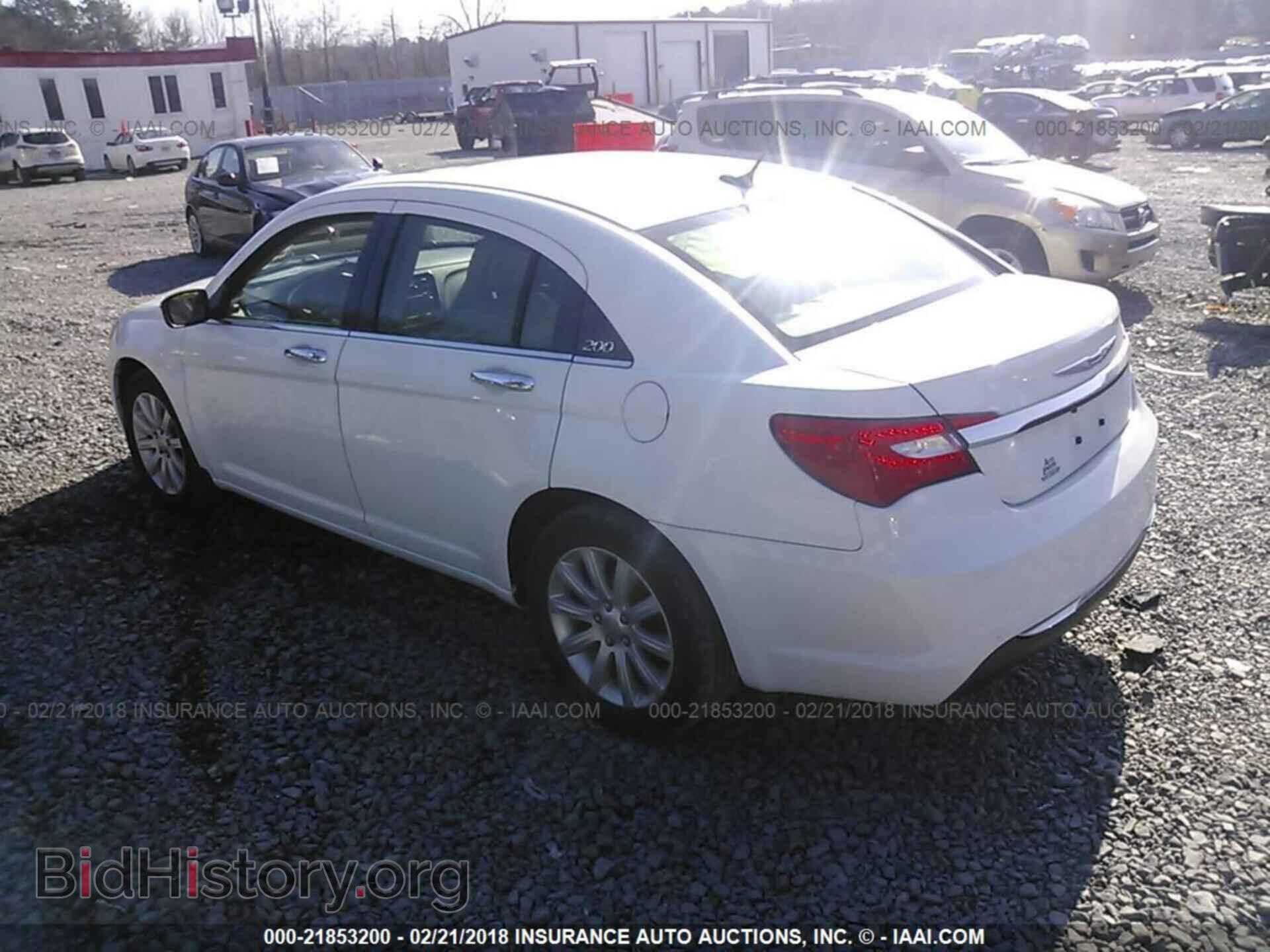 2013 Chrysler 200 - VIN: 1C3CCBCG6DN520726 - Фото 3