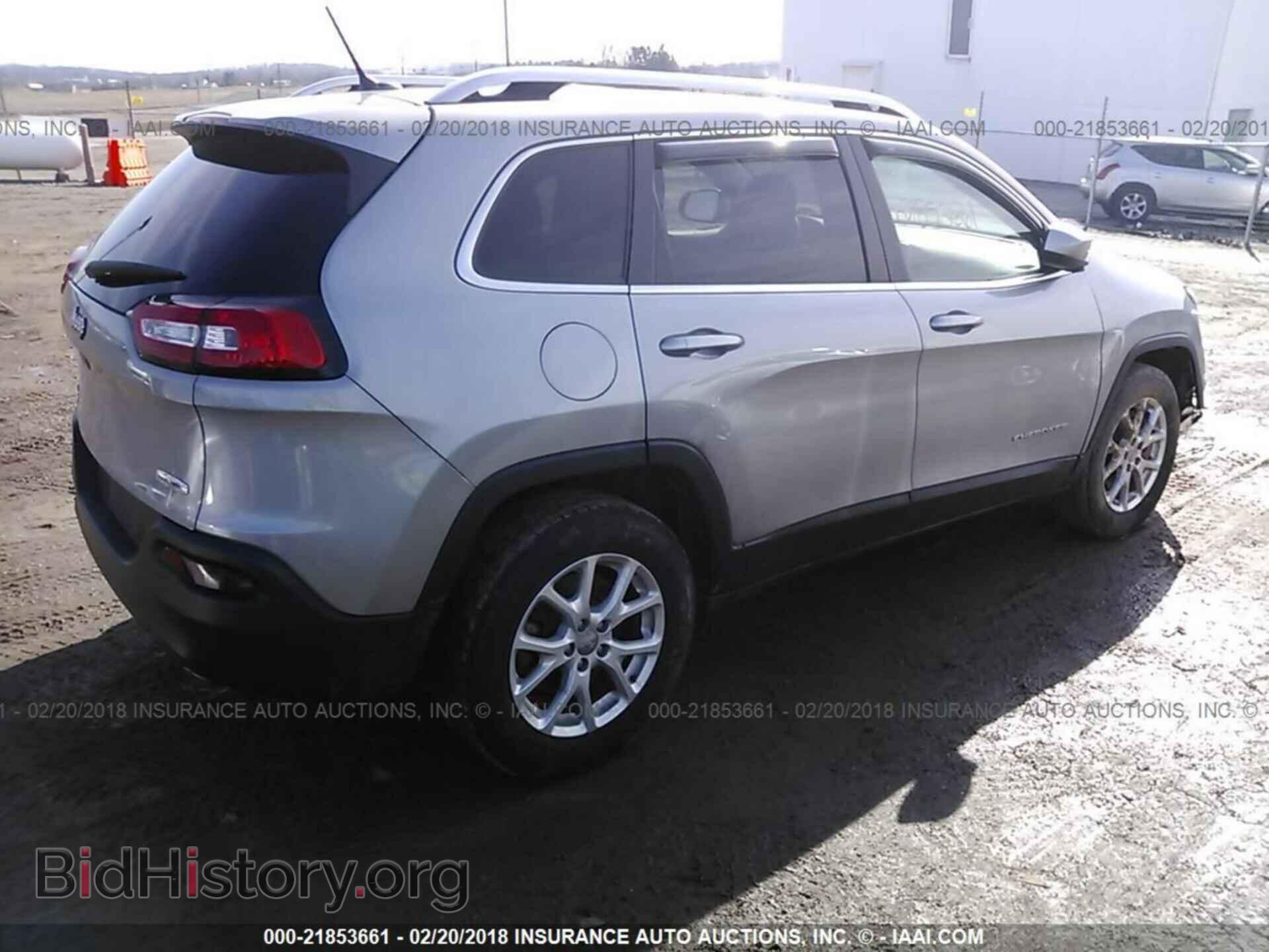 2014 Jeep Cherokee - VIN: 1C4PJMCS8EW282618 - Photo 4