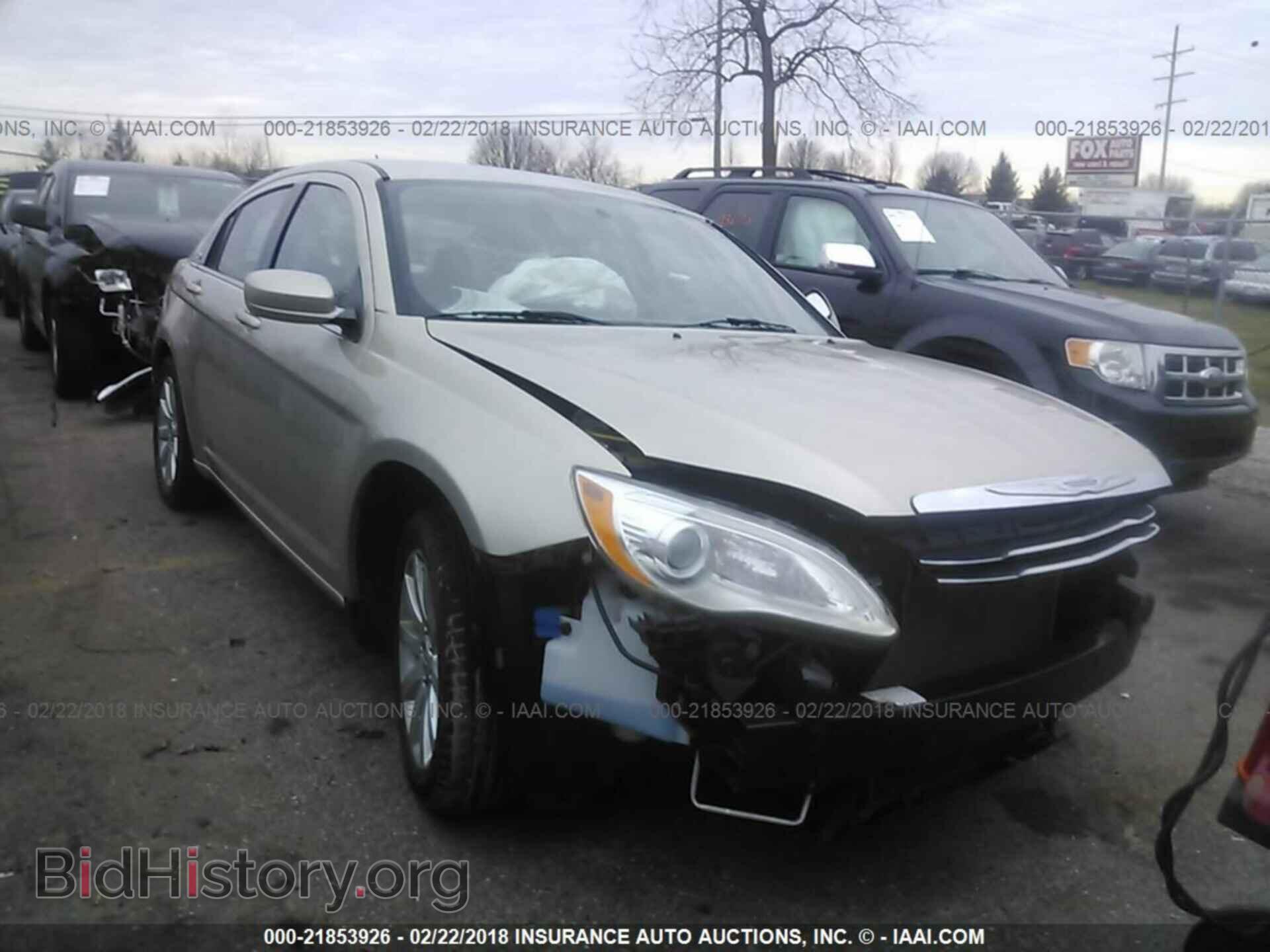 Photo 1C3CCBBB4DN574662 - Chrysler 200 2013