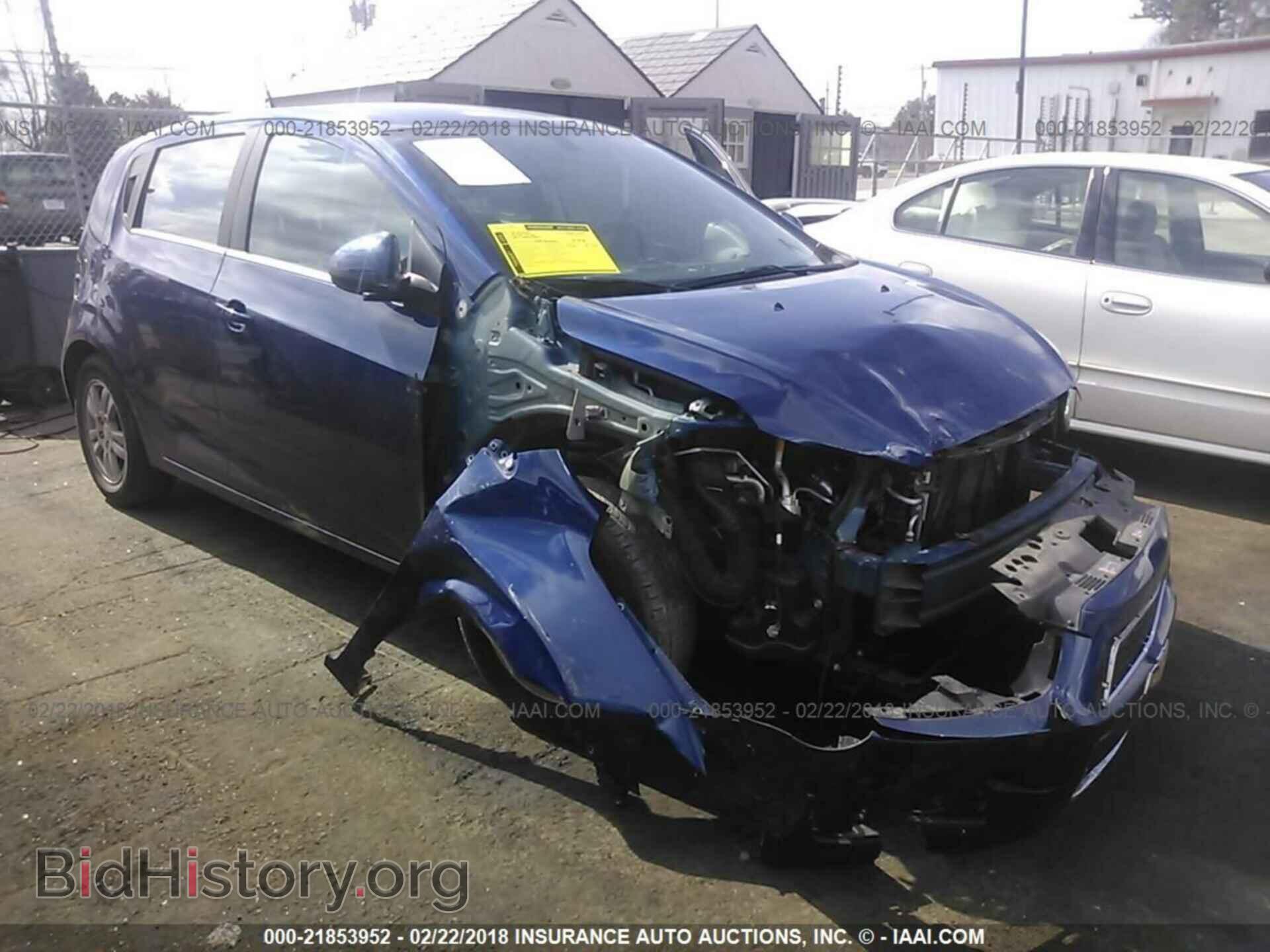 Photo 1G1JC6SH1E4189963 - Chevrolet Sonic 2014