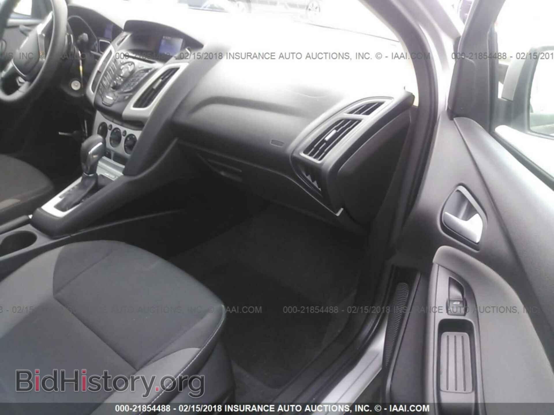 2013 Ford Focus - VIN: 1FADP3F24DL121227 - Photo 5