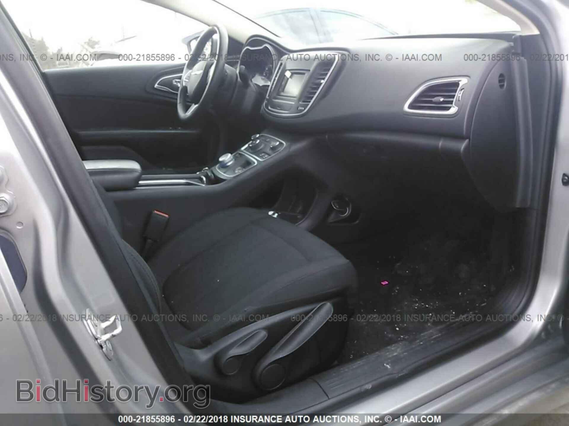 2015 Chrysler 200 - VIN: 1C3CCCAB2FN679937 - Photo 5