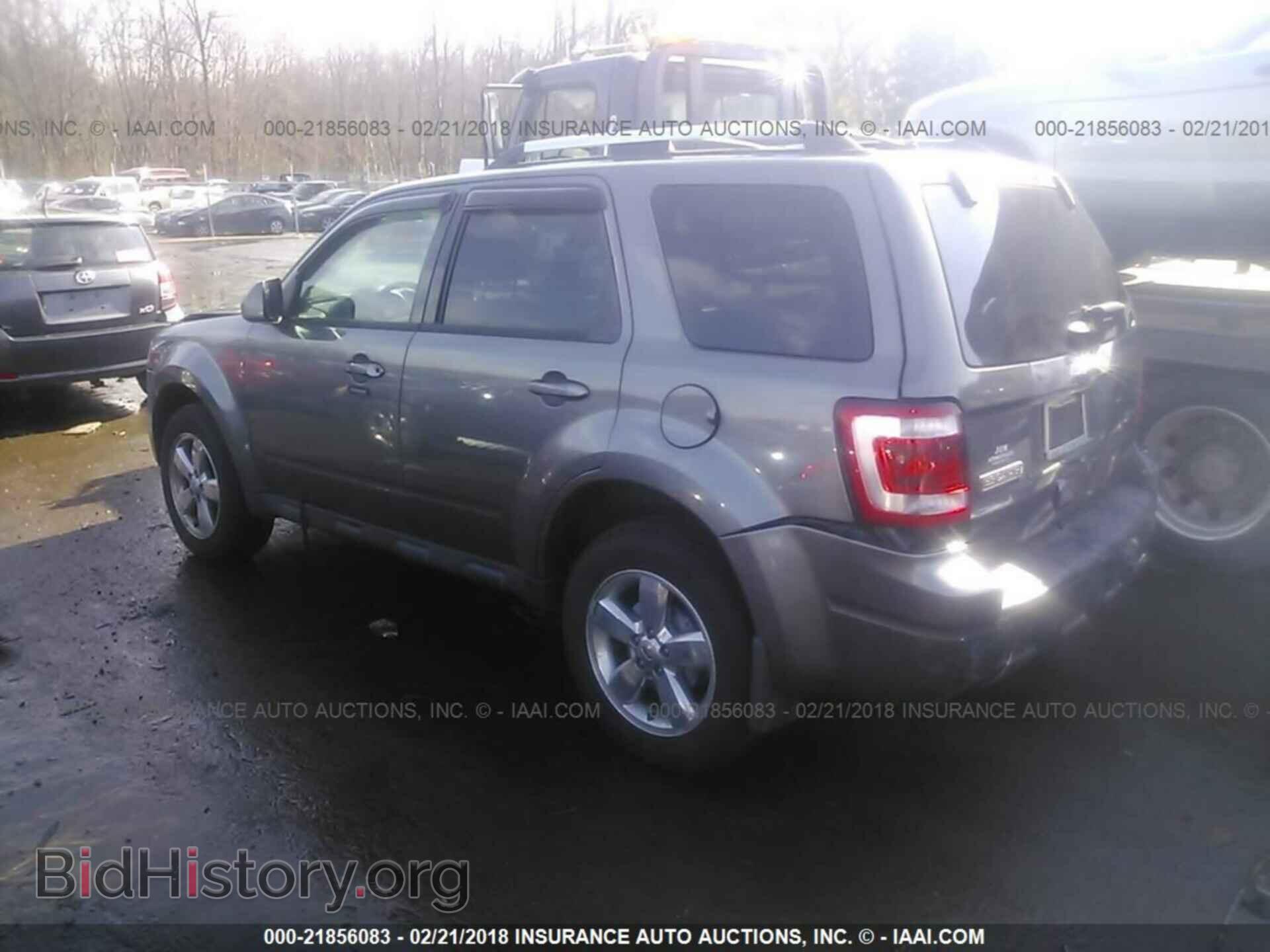 2012 Ford Escape - VIN: 1FMCU9EG1CKB37593 - Photo 3