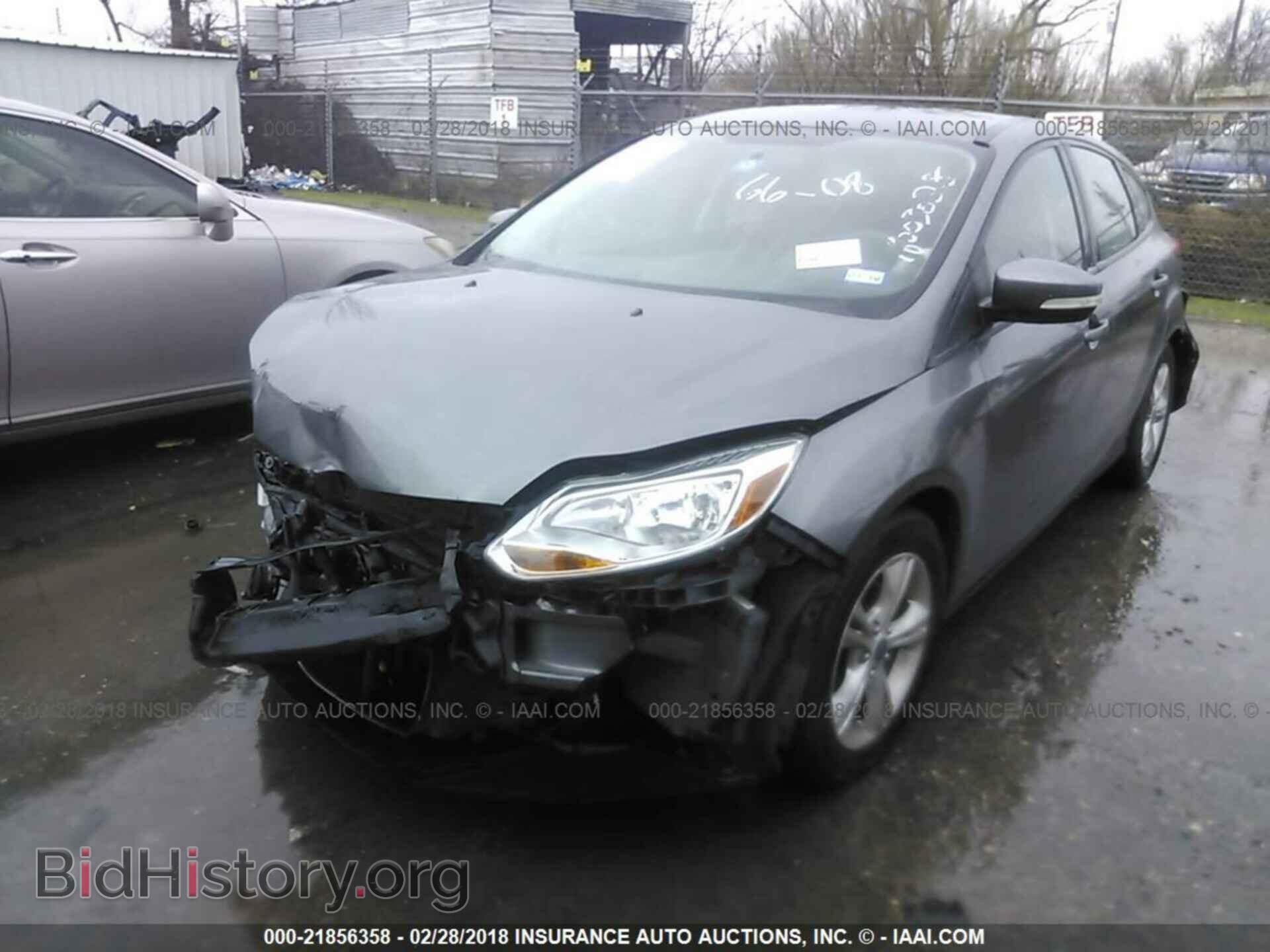 2014 Ford Focus - VIN: 1FADP3K21EL196619 - Photo 2