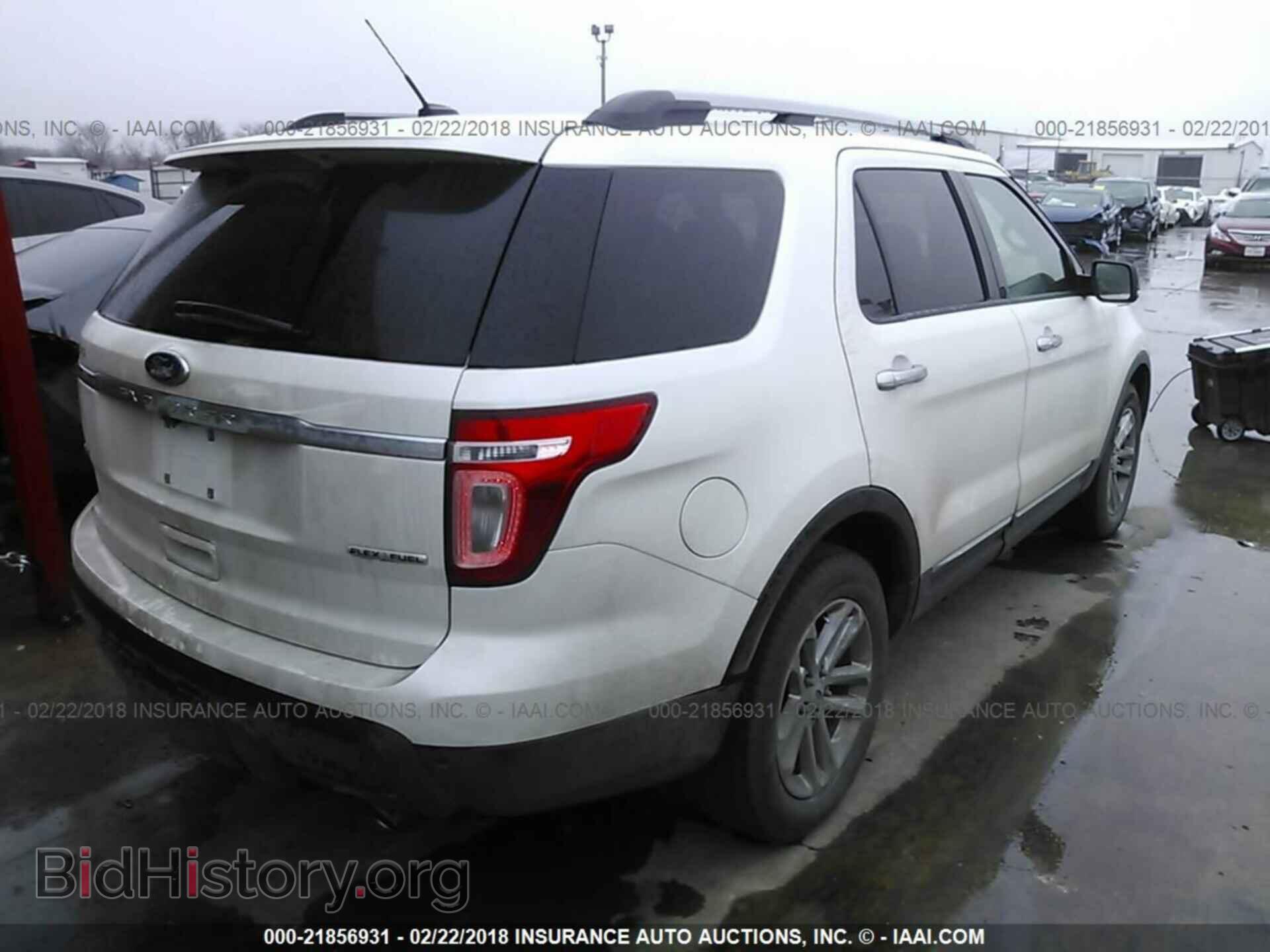 2015 Ford Explorer - VIN: 1FM5K7D80FGB24676 - Photo 4