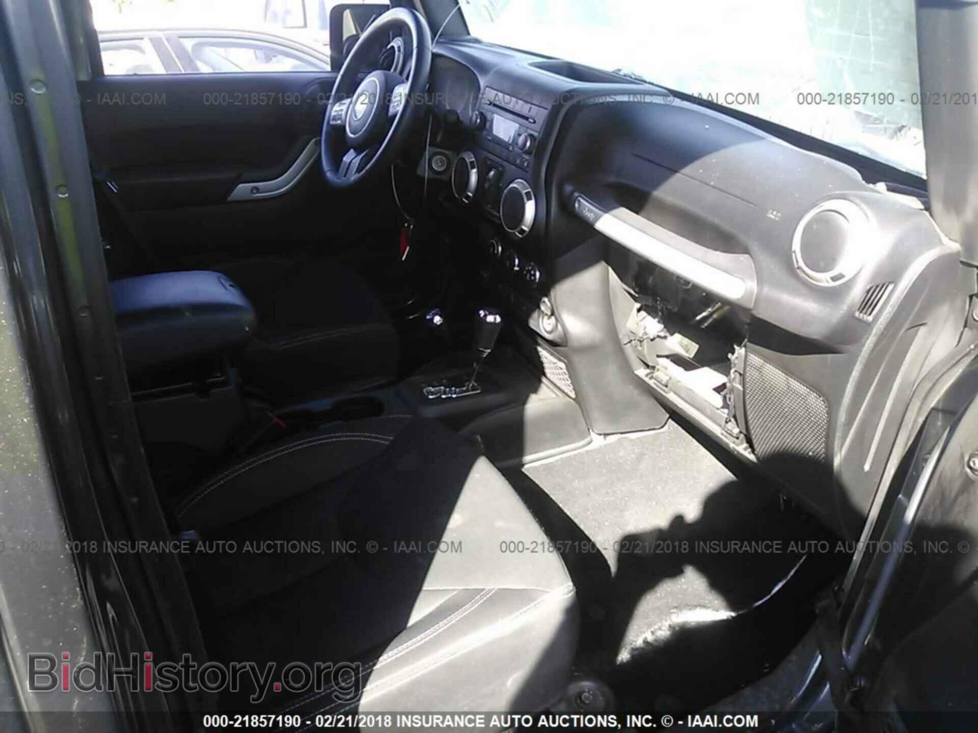 2017 Jeep Wrangler - VIN: 1C4BJWEG3HL559728 - Фото 5