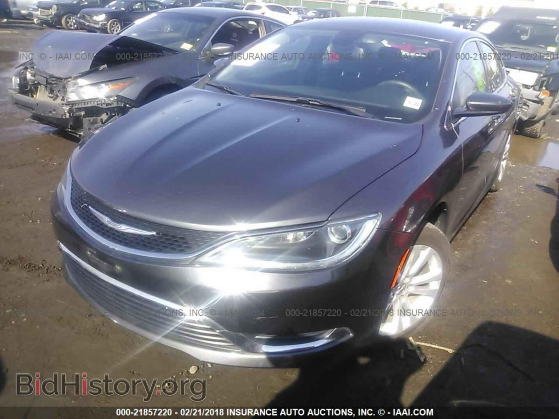 2016 Chrysler 200 - VIN: 1C3CCCAB4GN153357 - Photo 2