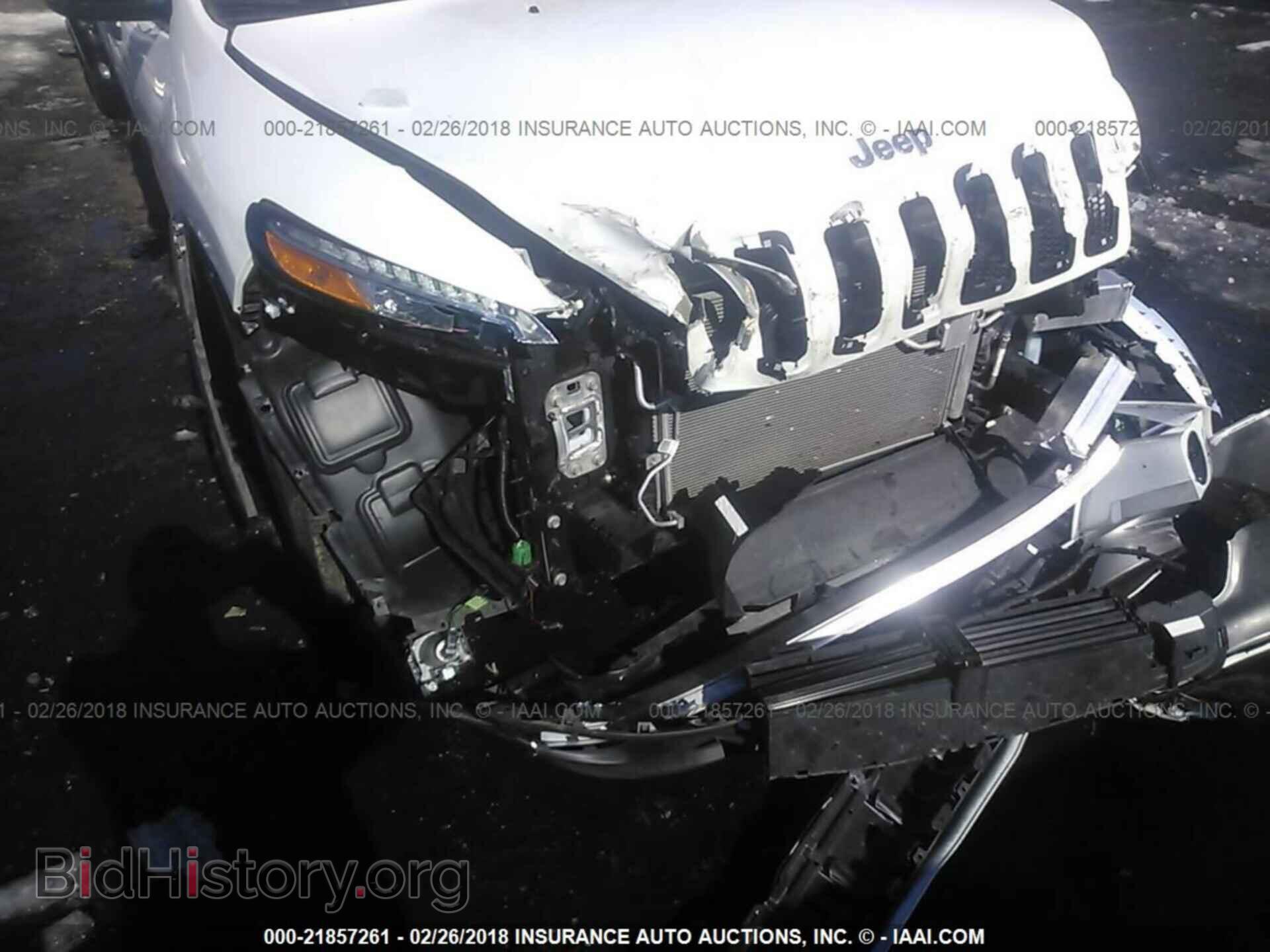 2017 Jeep Cherokee - VIN: 1C4PJMAB7HW655266 - Photo 6