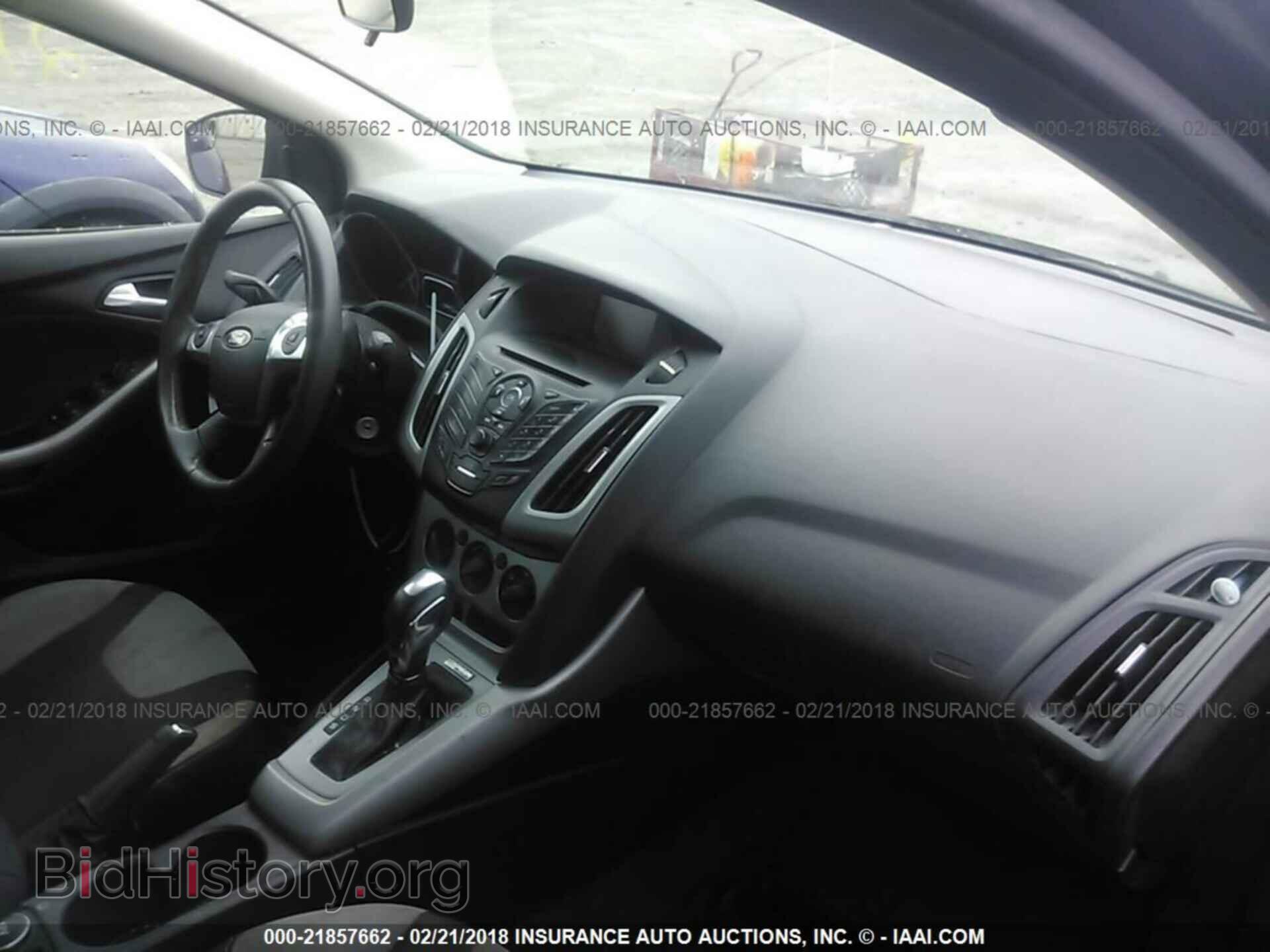 2012 Ford Focus - VIN: 1FAHP3F23CL231010 - Photo 5