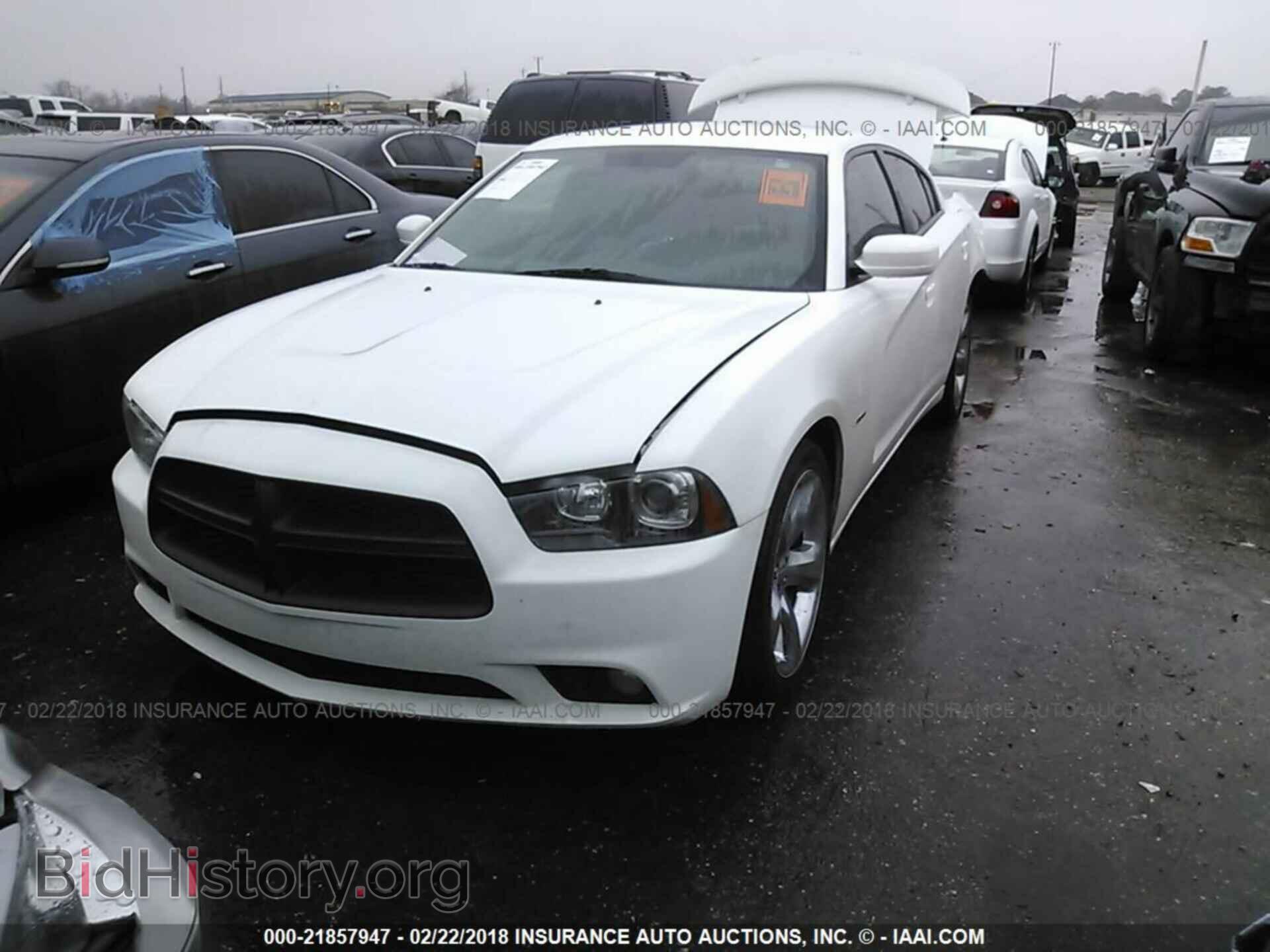 2013 Dodge Charger - VIN: 2C3CDXCT4DH611624 - Photo 2
