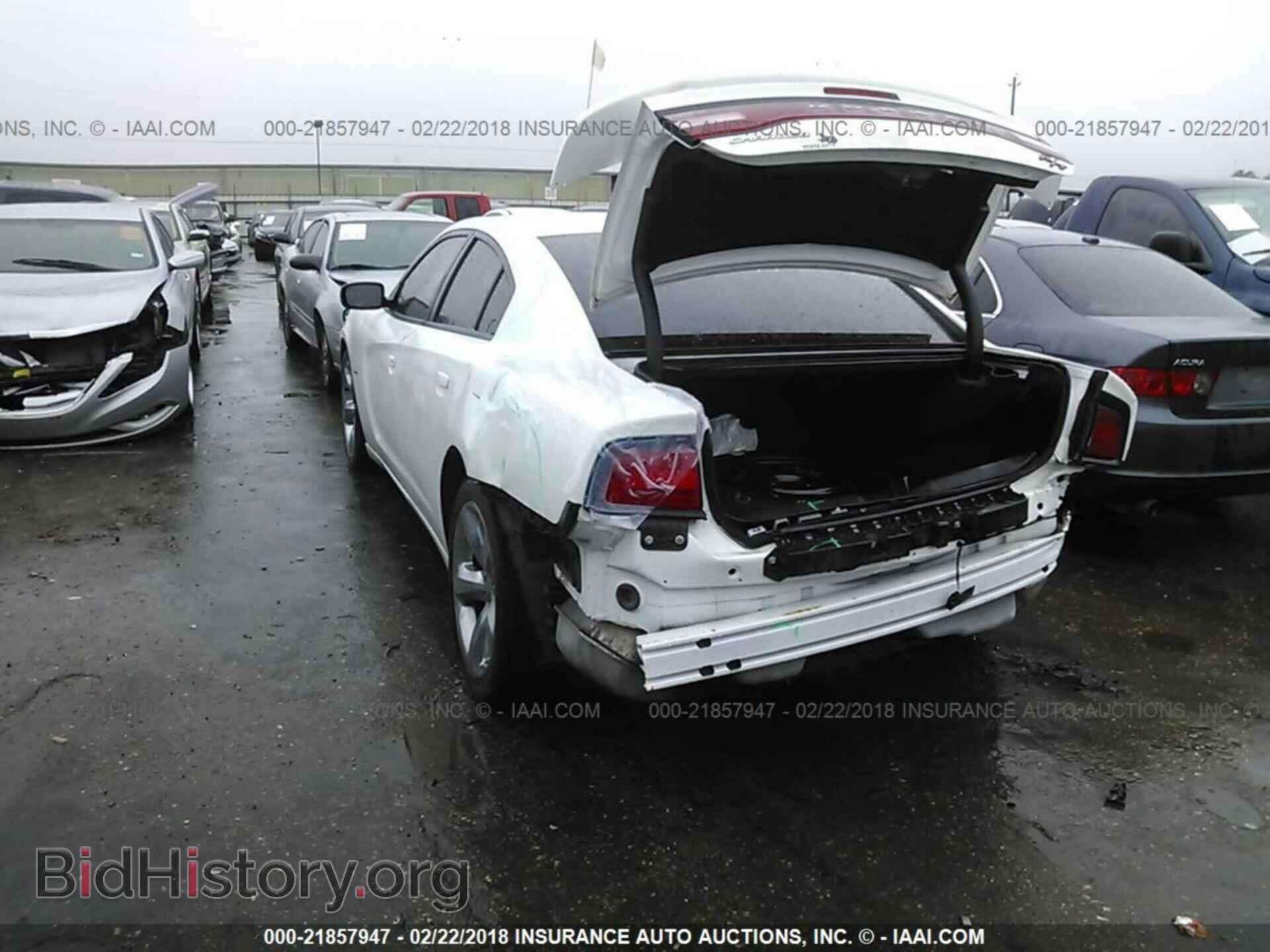 2013 Dodge Charger - VIN: 2C3CDXCT4DH611624 - Photo 3