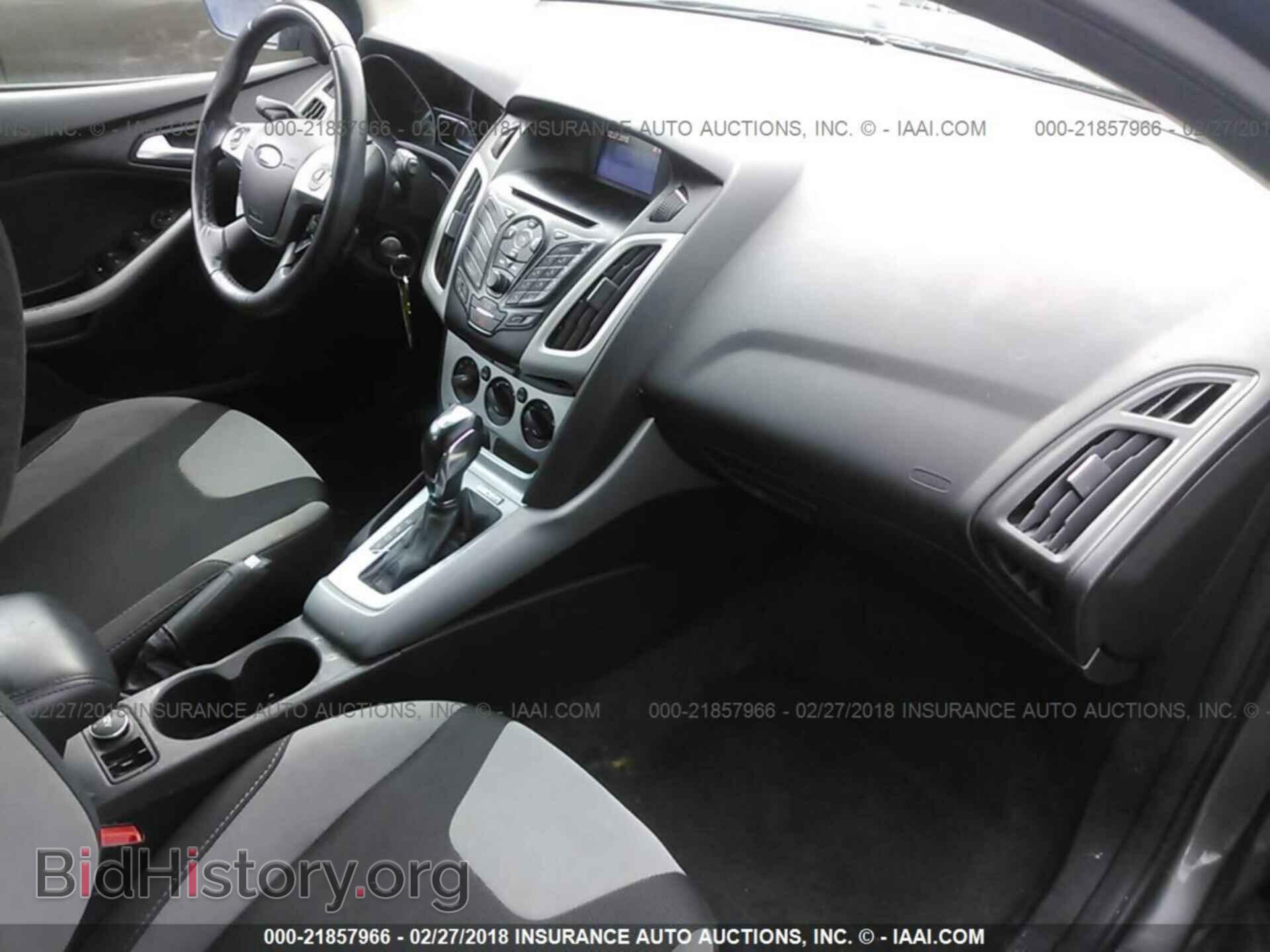 2012 Ford Focus - VIN: 1FAHP3K22CL452247 - Photo 5