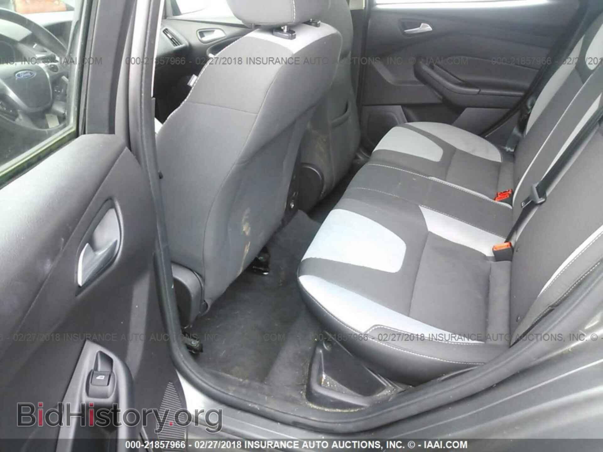 2012 Ford Focus - VIN: 1FAHP3K22CL452247 - Photo 8