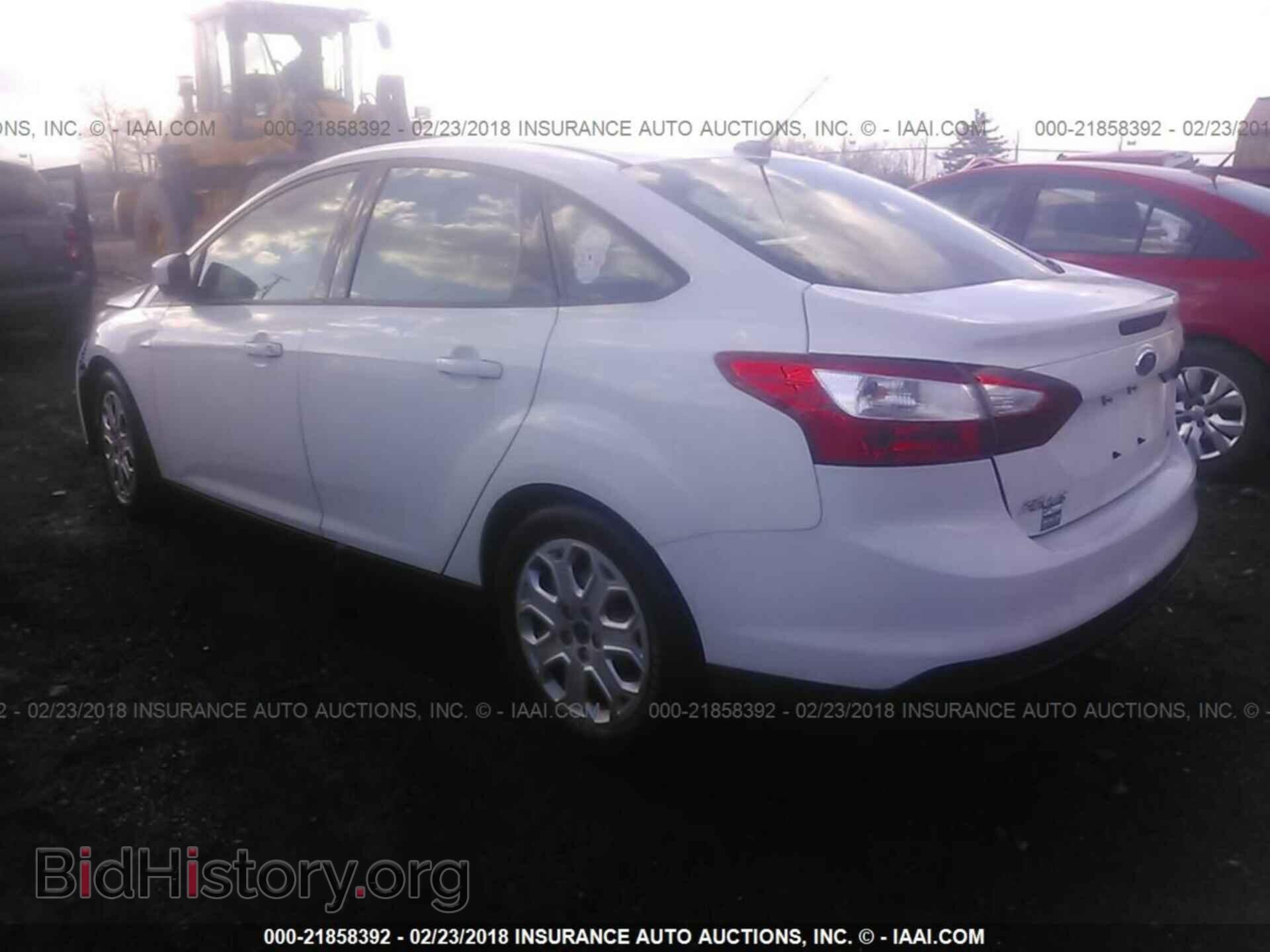2012 Ford Focus - VIN: 1FAHP3F2XCL396620 - Фото 3