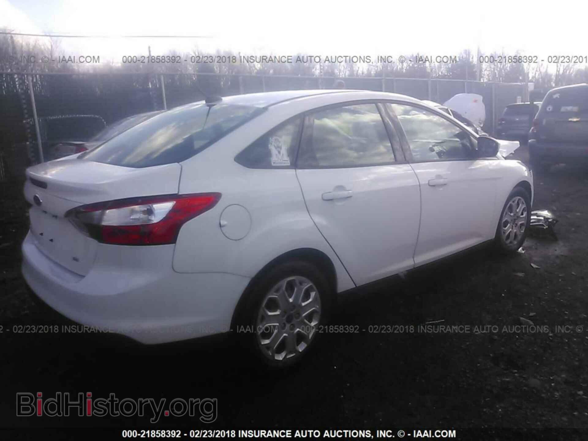 2012 Ford Focus - VIN: 1FAHP3F2XCL396620 - Фото 4