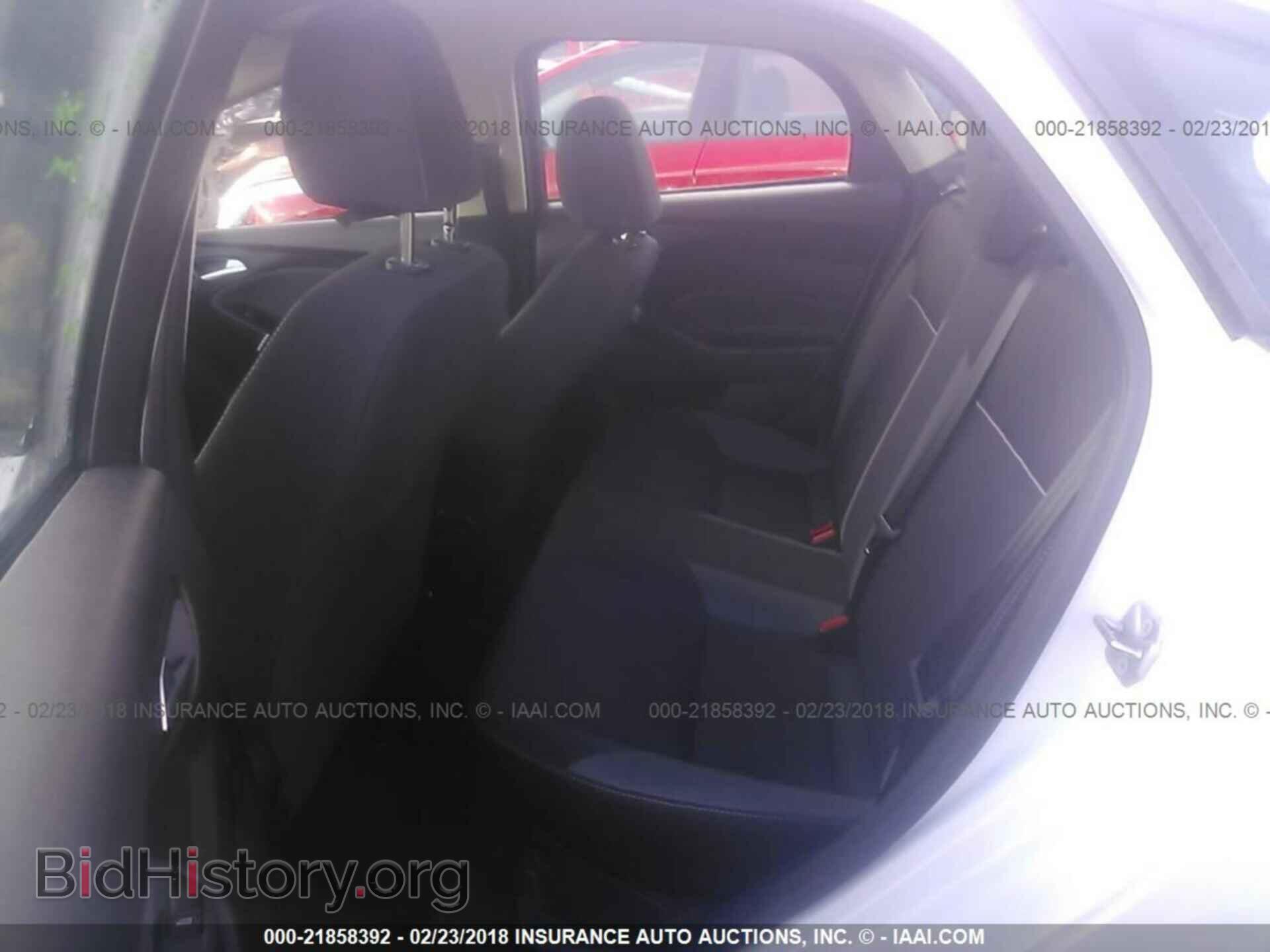 2012 Ford Focus - VIN: 1FAHP3F2XCL396620 - Фото 8