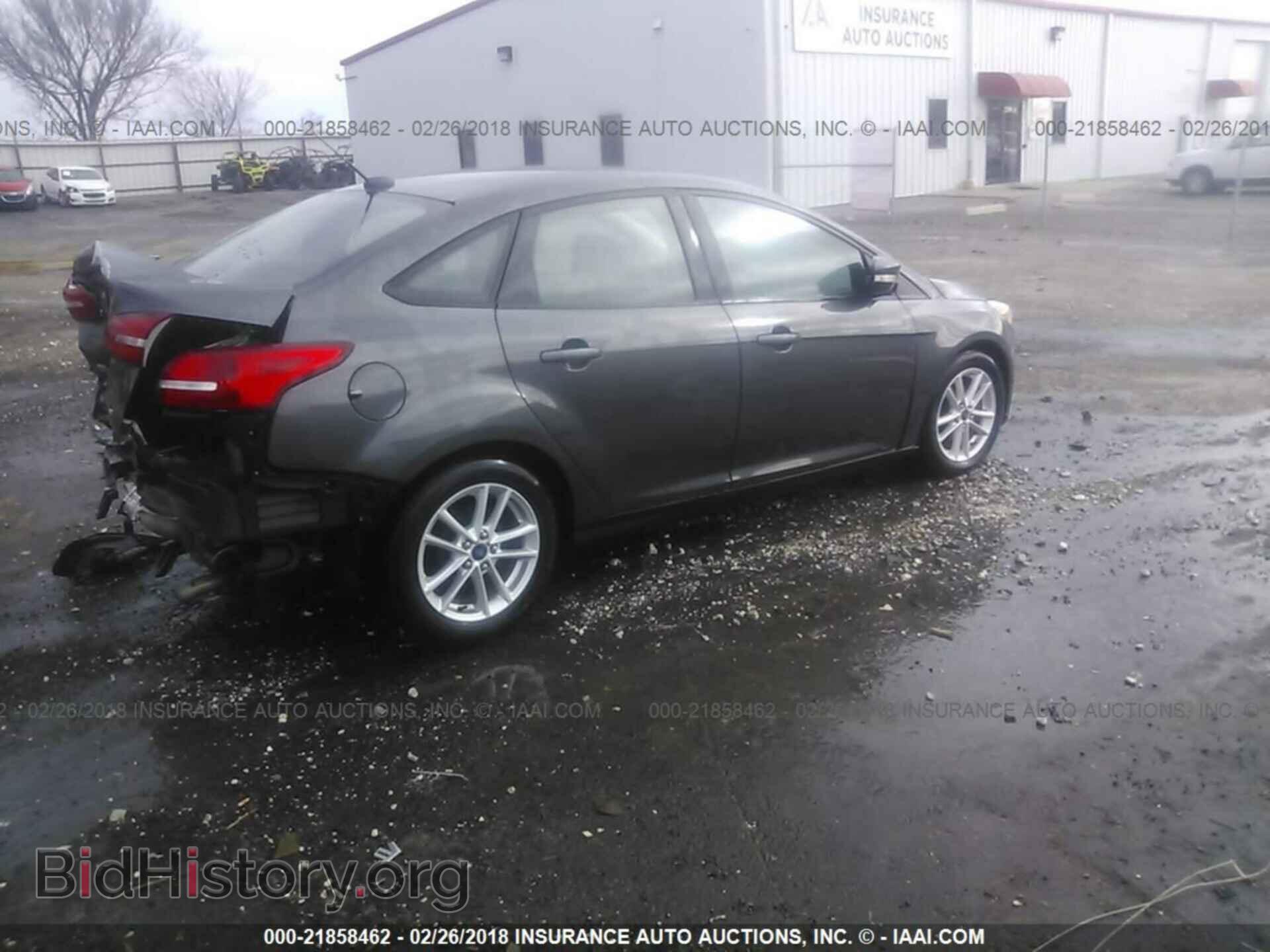 2015 Ford Focus - VIN: 1FADP3F26FL282861 - Photo 4