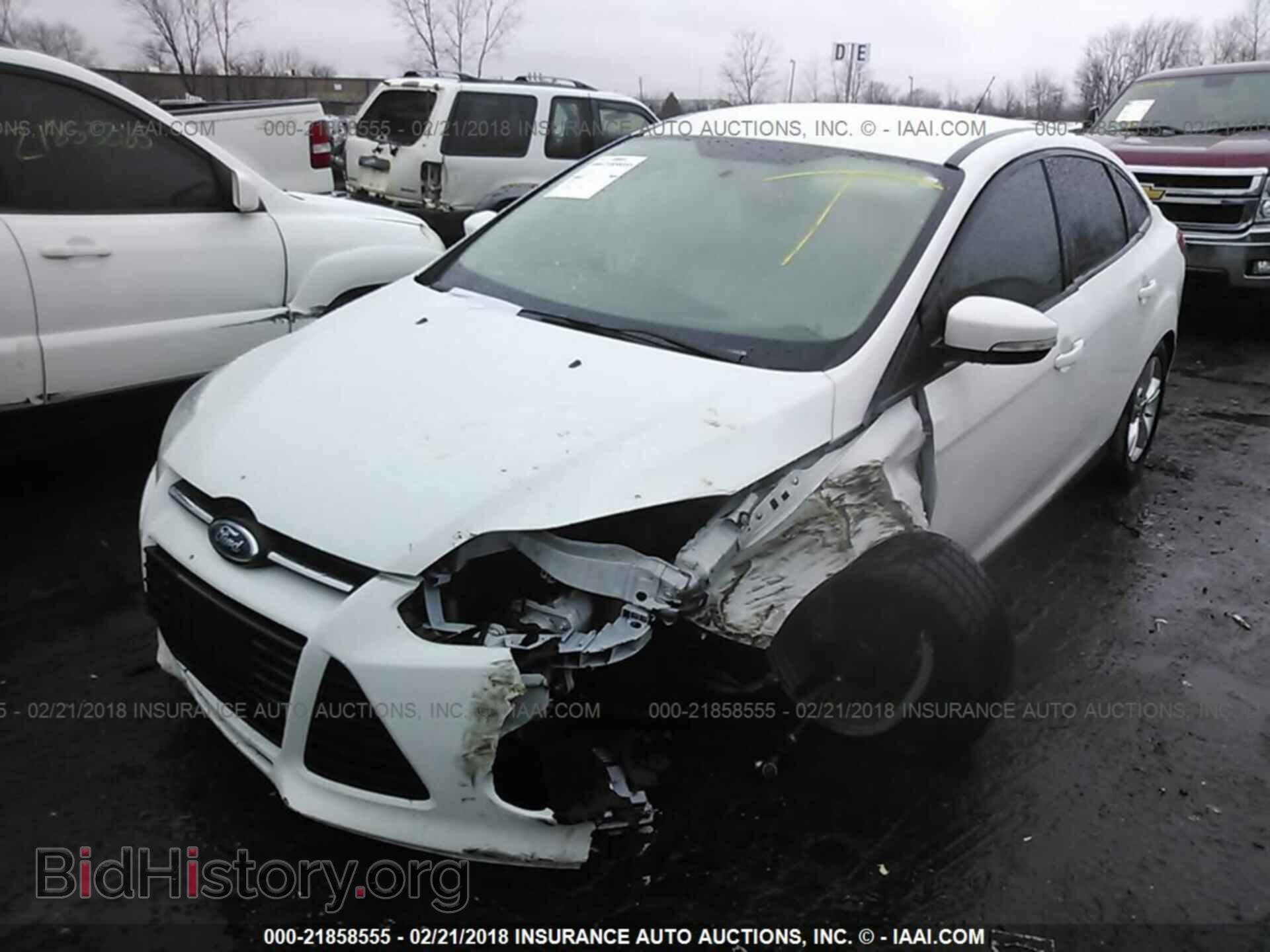 2014 Ford Focus - VIN: 1FADP3F21EL388536 - Photo 2