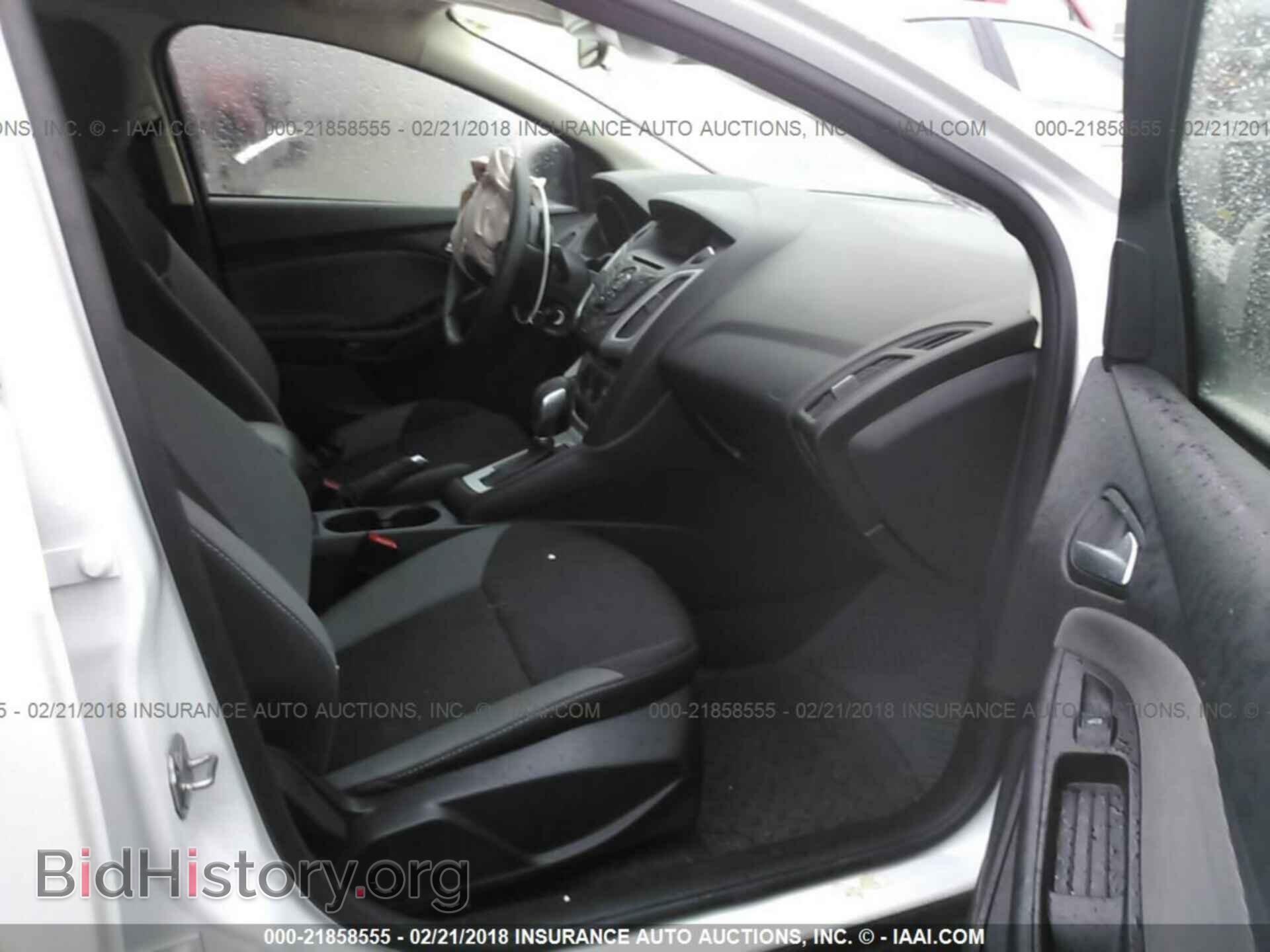 2014 Ford Focus - VIN: 1FADP3F21EL388536 - Photo 5