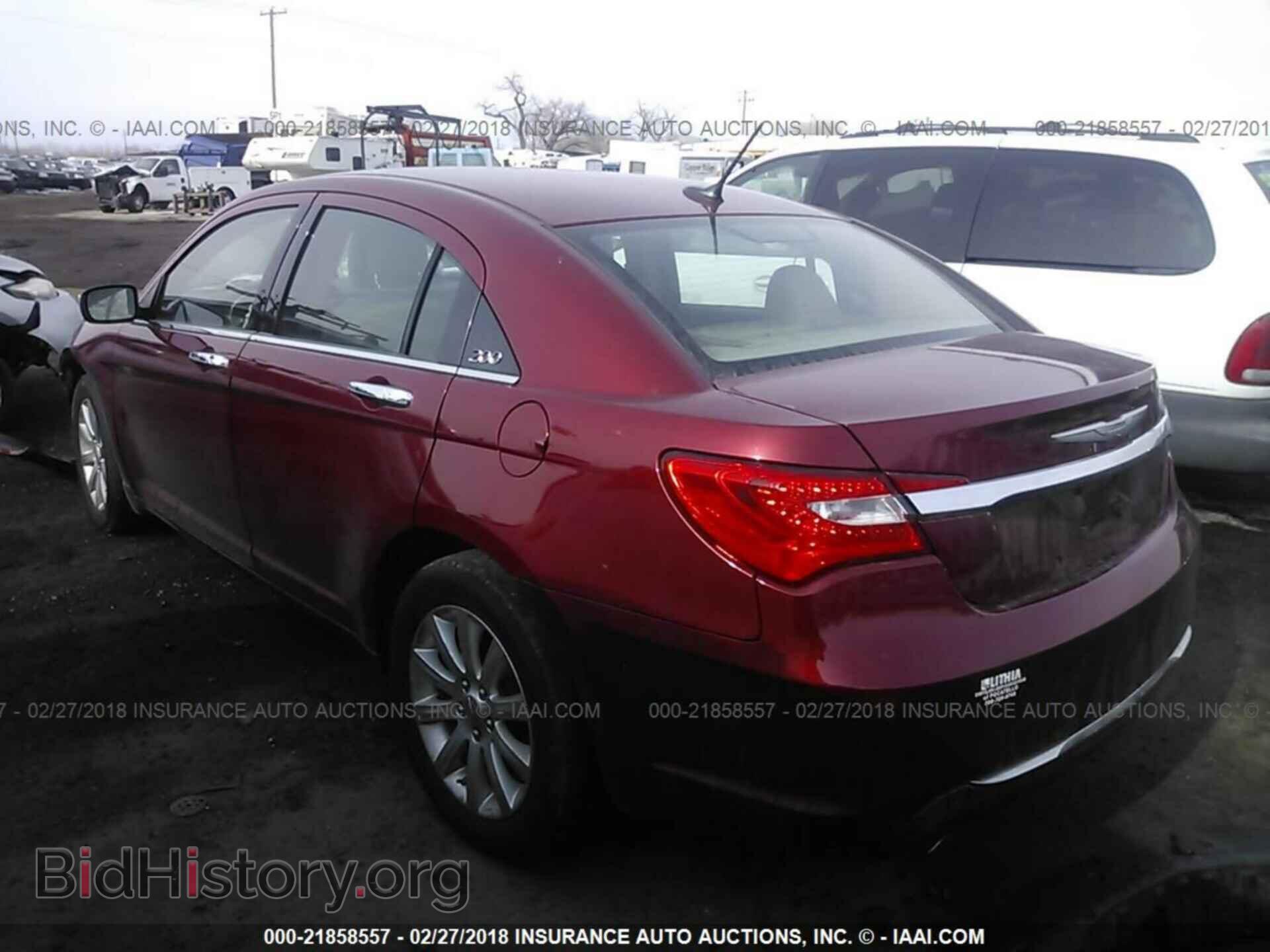 2013 Chrysler 200 - VIN: 1C3CCBCG5DN520880 - Photo 3