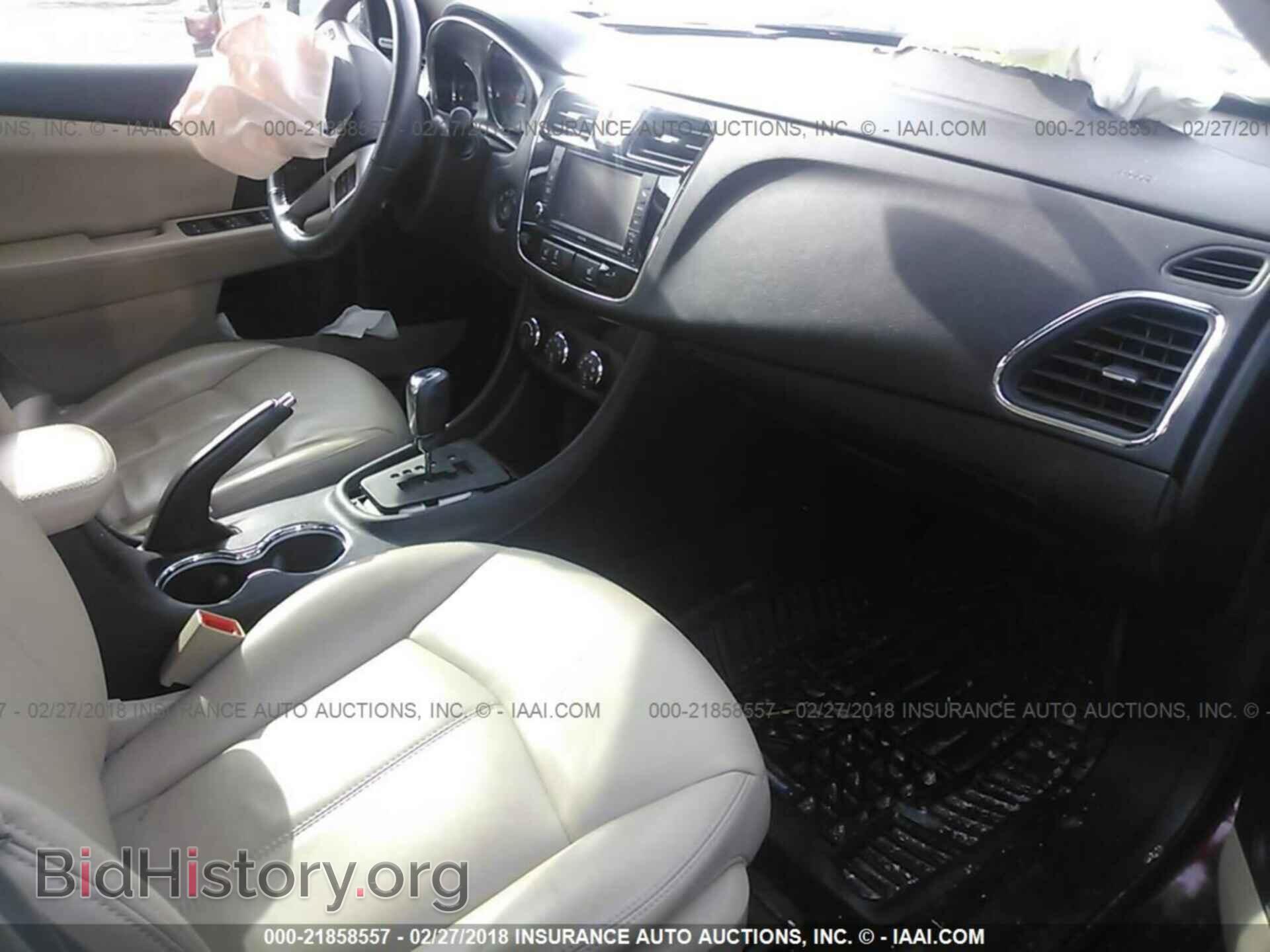 2013 Chrysler 200 - VIN: 1C3CCBCG5DN520880 - Photo 5