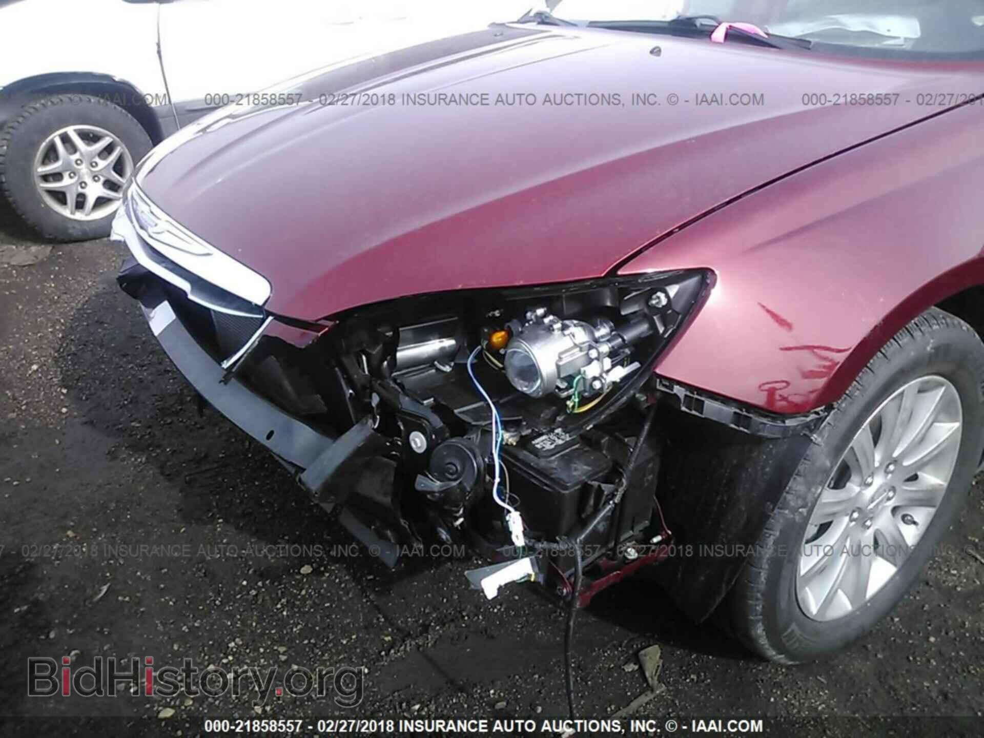 2013 Chrysler 200 - VIN: 1C3CCBCG5DN520880 - Photo 6