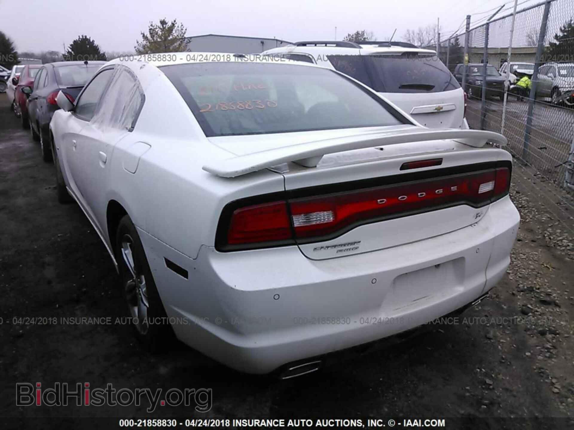 2013 Dodge Charger - VIN: 2C3CDXDT0DH671382 - Photo 3