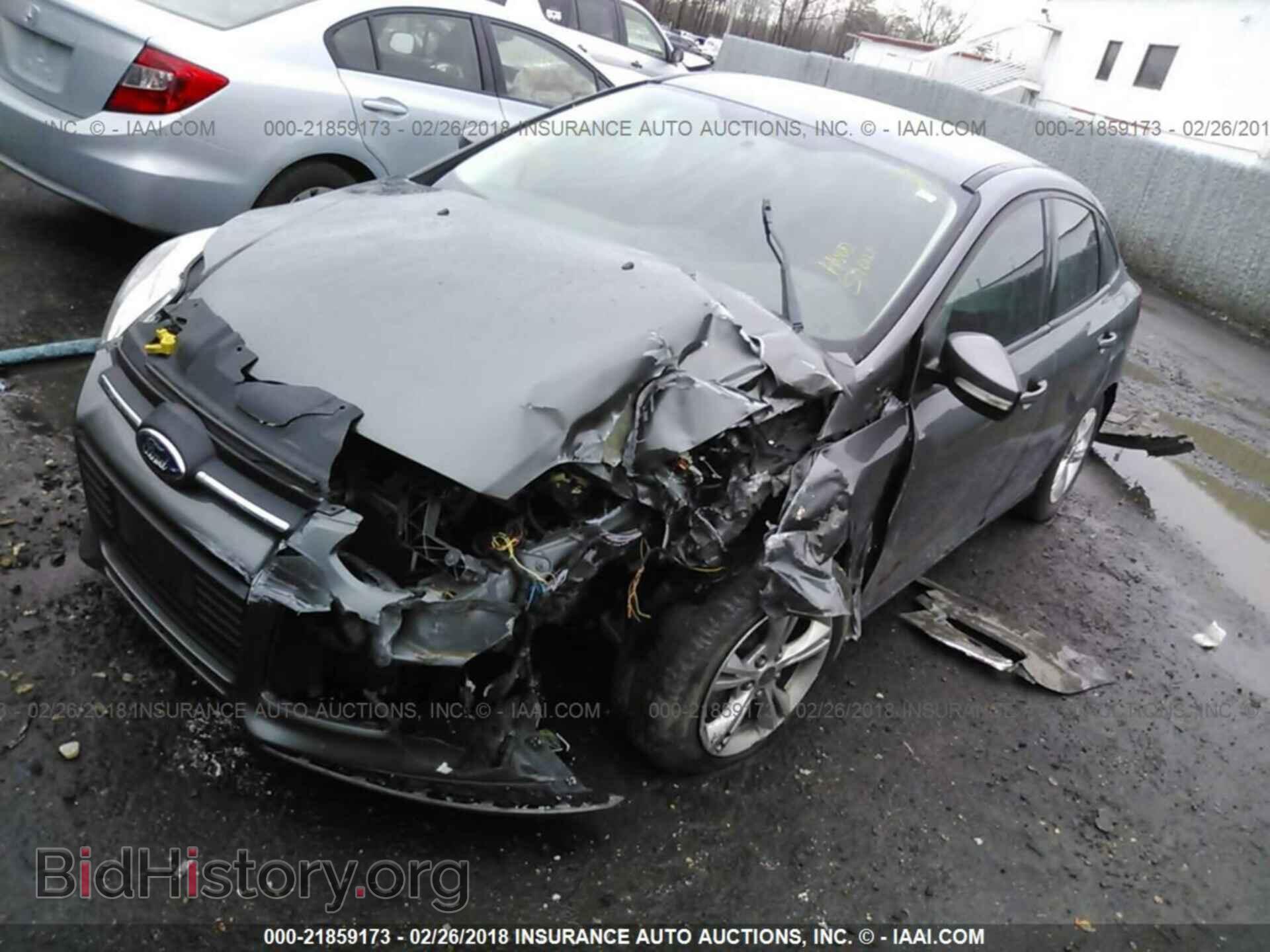 2013 Ford Focus - VIN: 1FADP3F29DL317888 - Photo 2