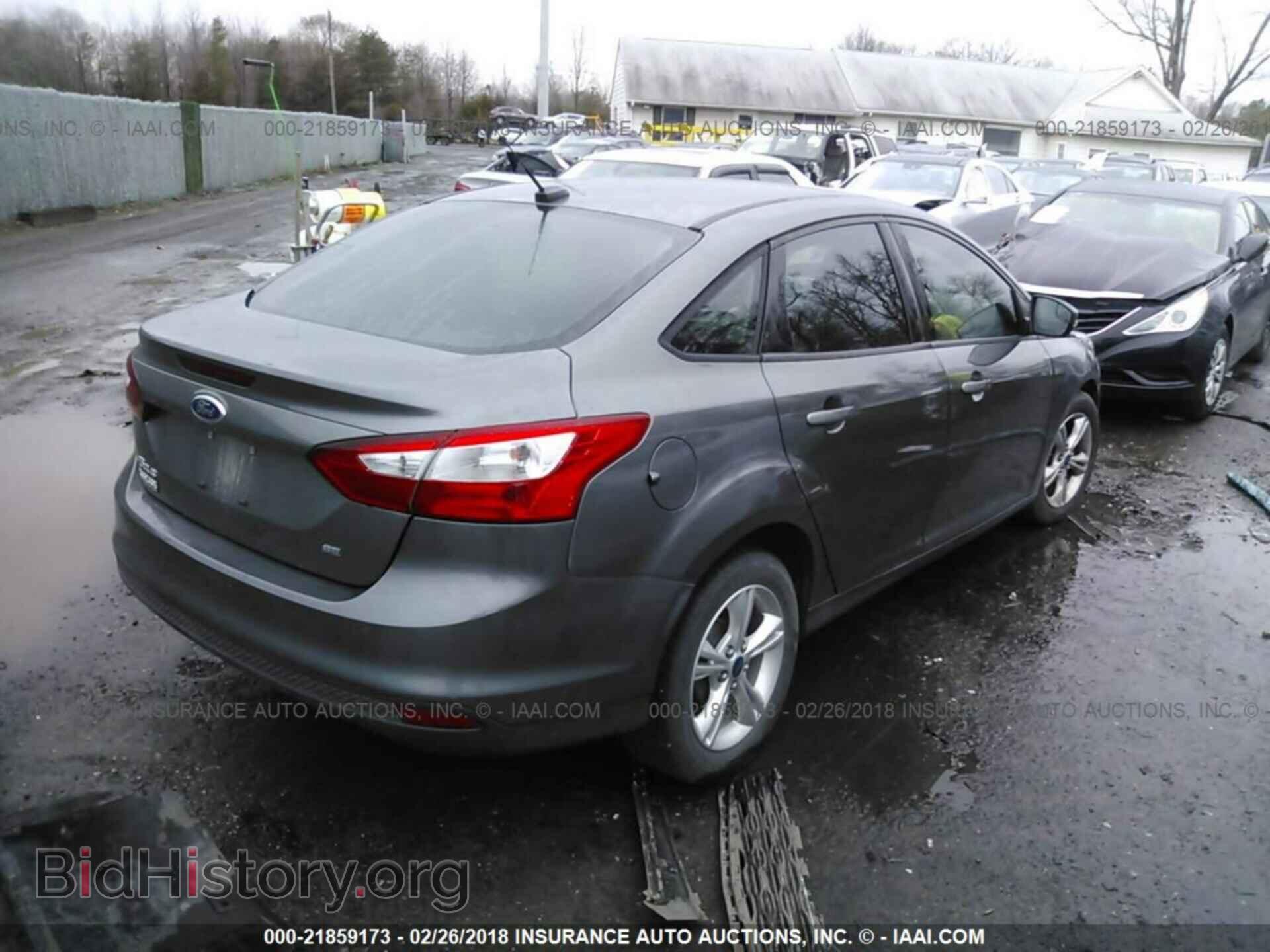 2013 Ford Focus - VIN: 1FADP3F29DL317888 - Photo 4