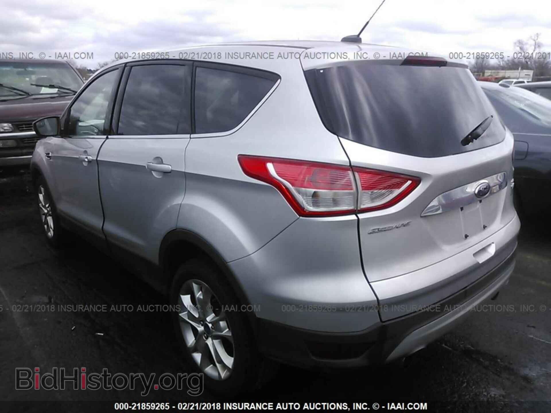 2013 Ford Escape - VIN: 1FMCU9H96DUC38020 - Фото 3